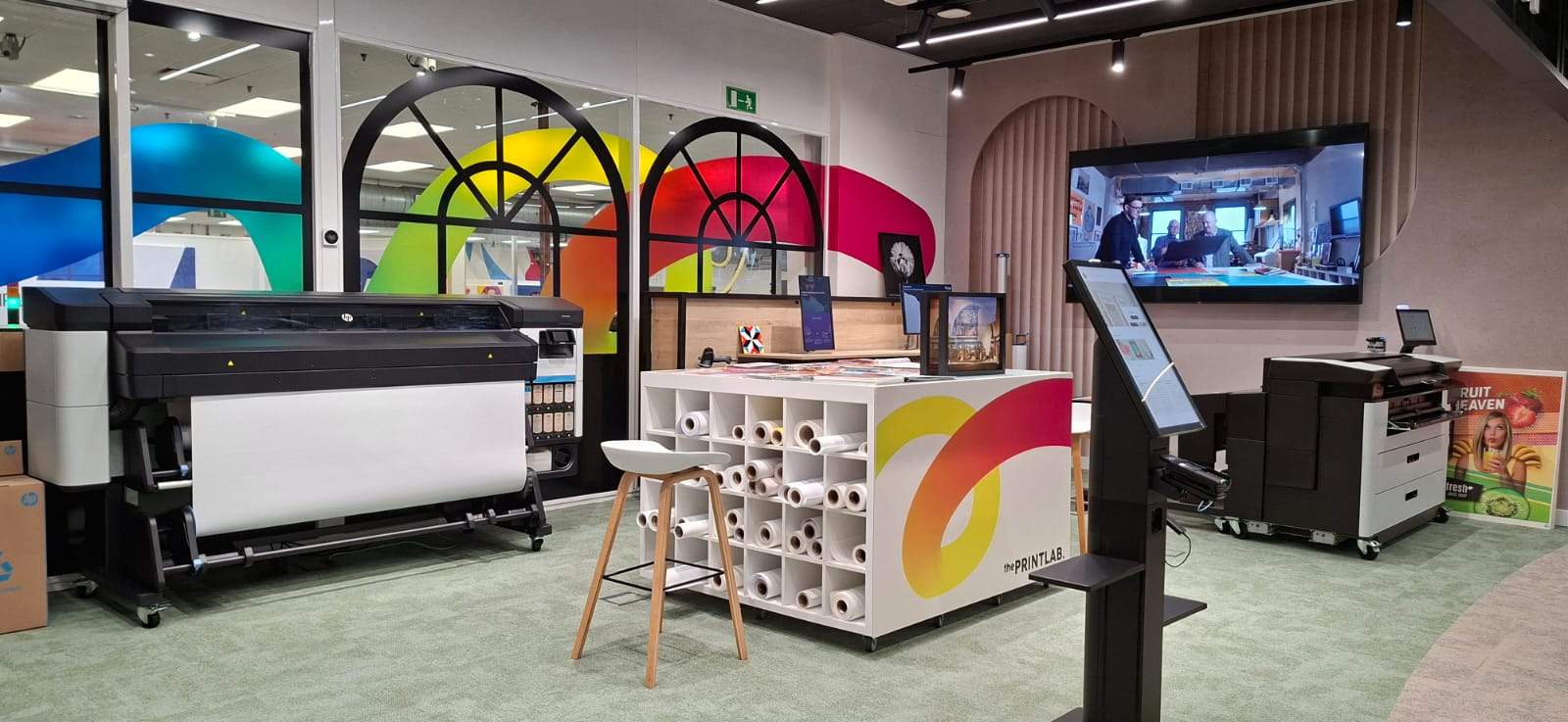 HP destina 200 professionals del centre mundial de Sant Cugat a innovar amb IA