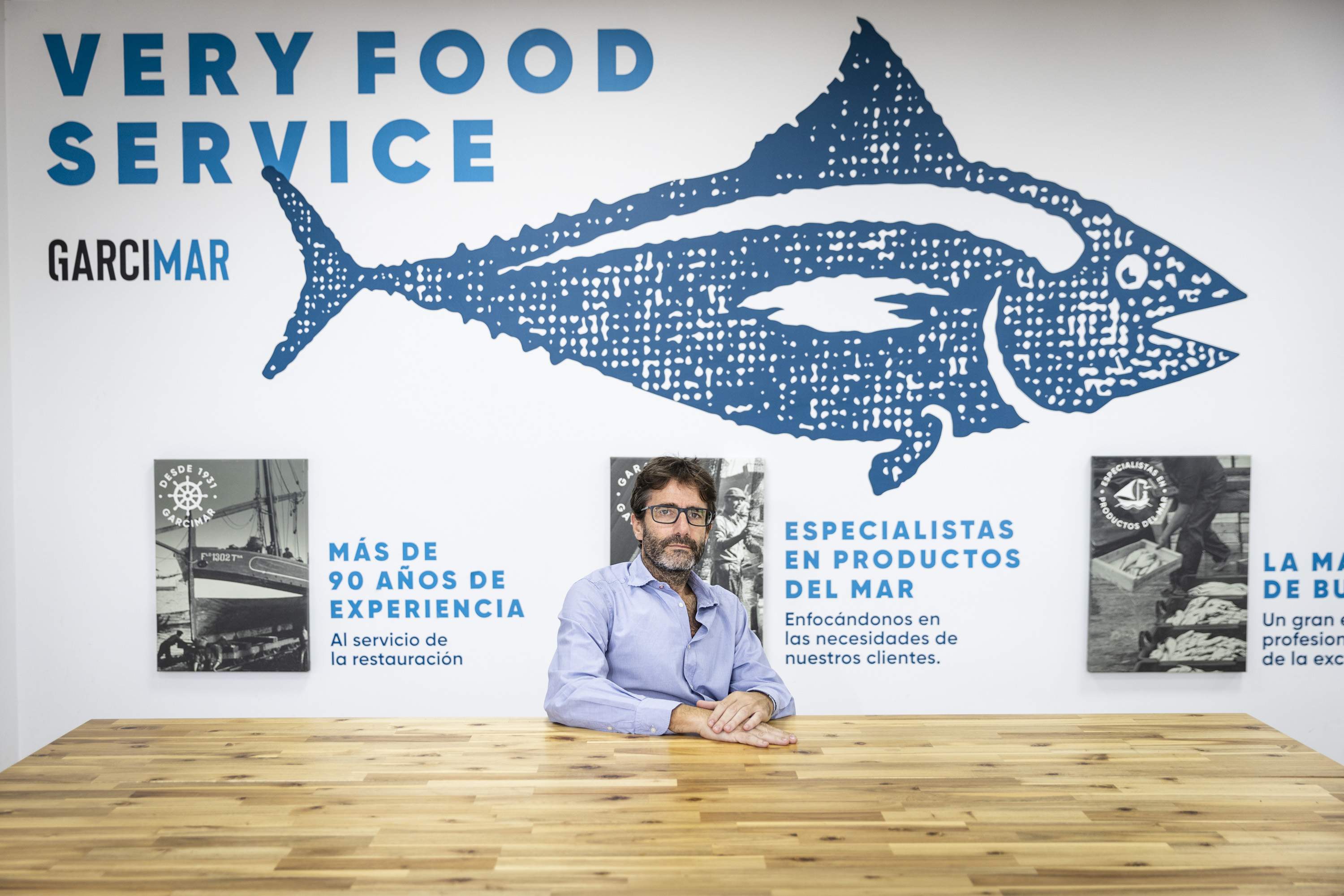 Garcimar, de pescar en el Serrallo a servir a la restauración con pescado y marisco de todo el mundo