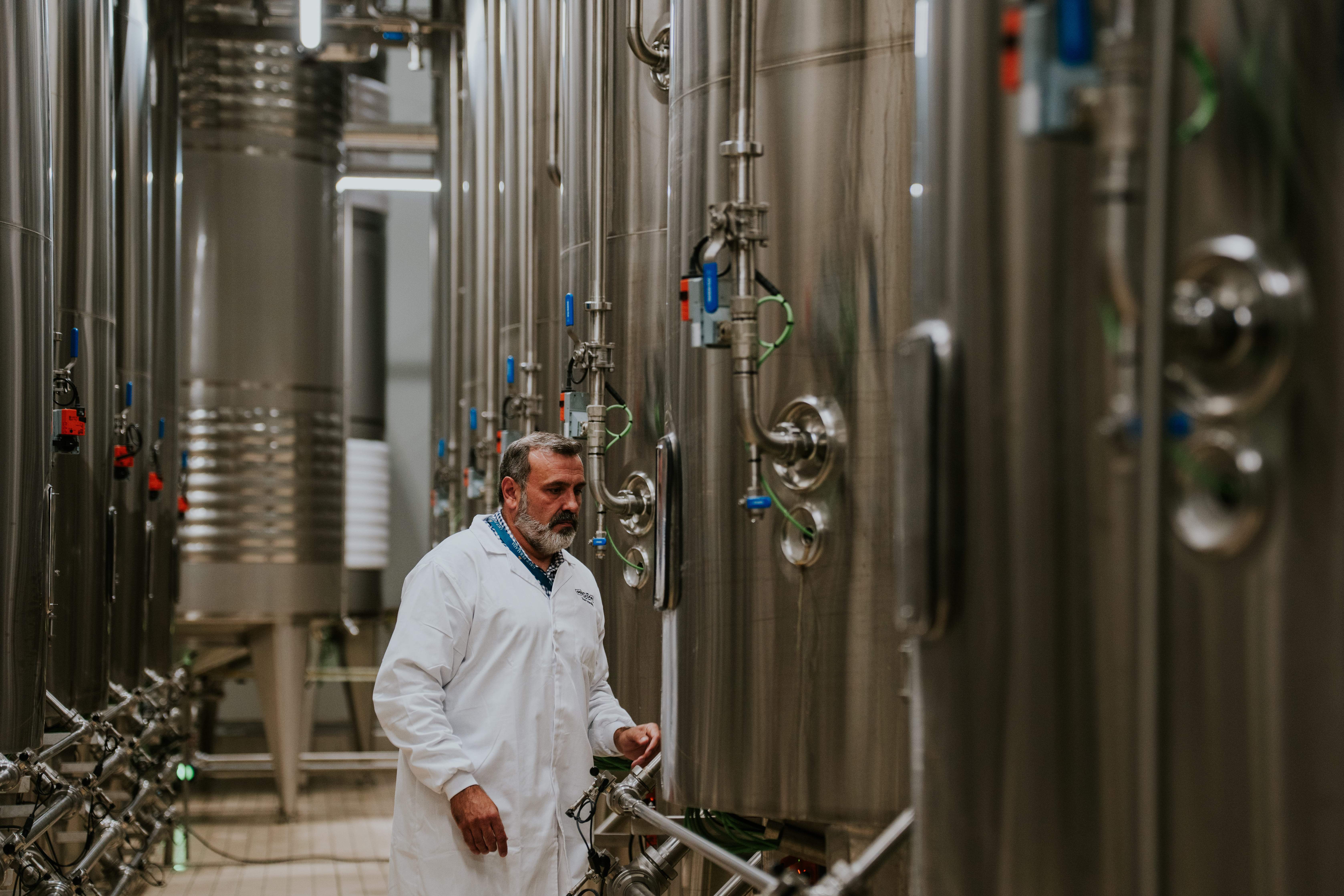 Perelada invierte 13 millones en Celler del Pescador, el origen de los primeros vinos de aguja de España Perelada invierte 13 millones en Celler del Pescador, el origen de los primeros vinos de aguja de España