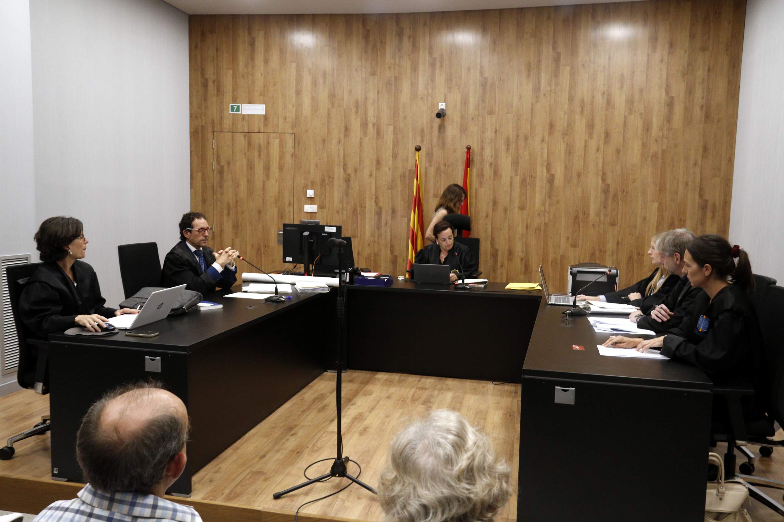 Generalitat y Fiscalía plantean usar la IA para los juicios rápidos