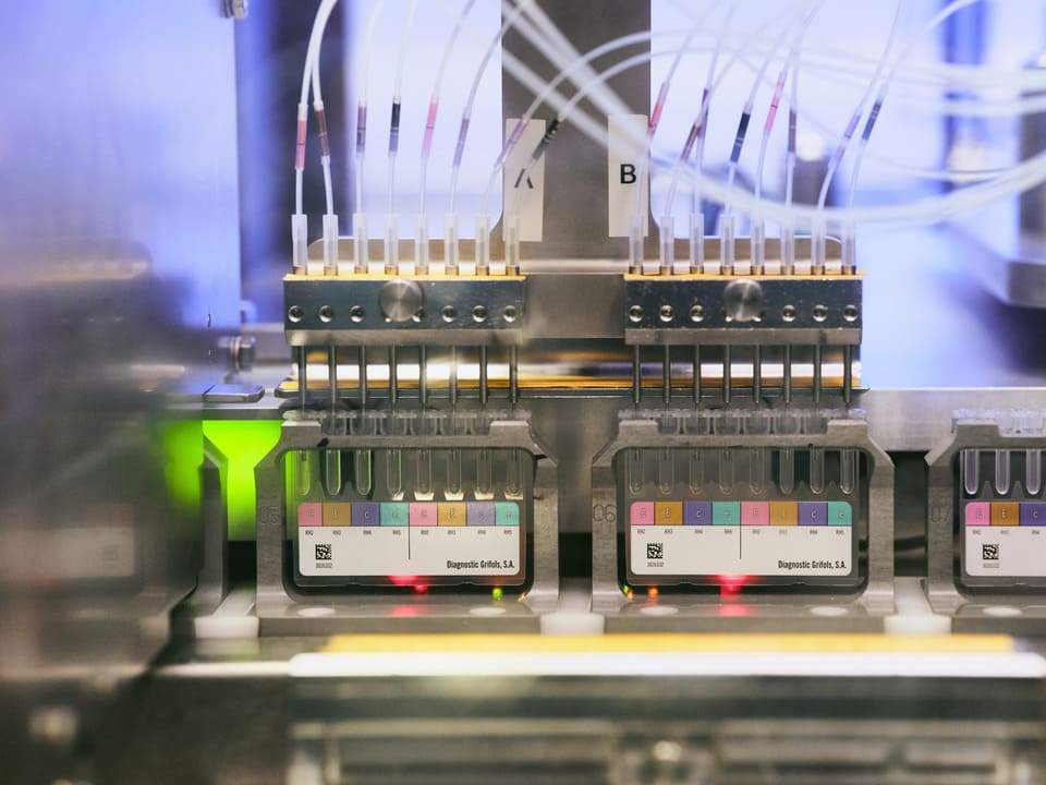 Grifols amplía la capacidad y diversifica la producción de diagnóstico en EE.UU.