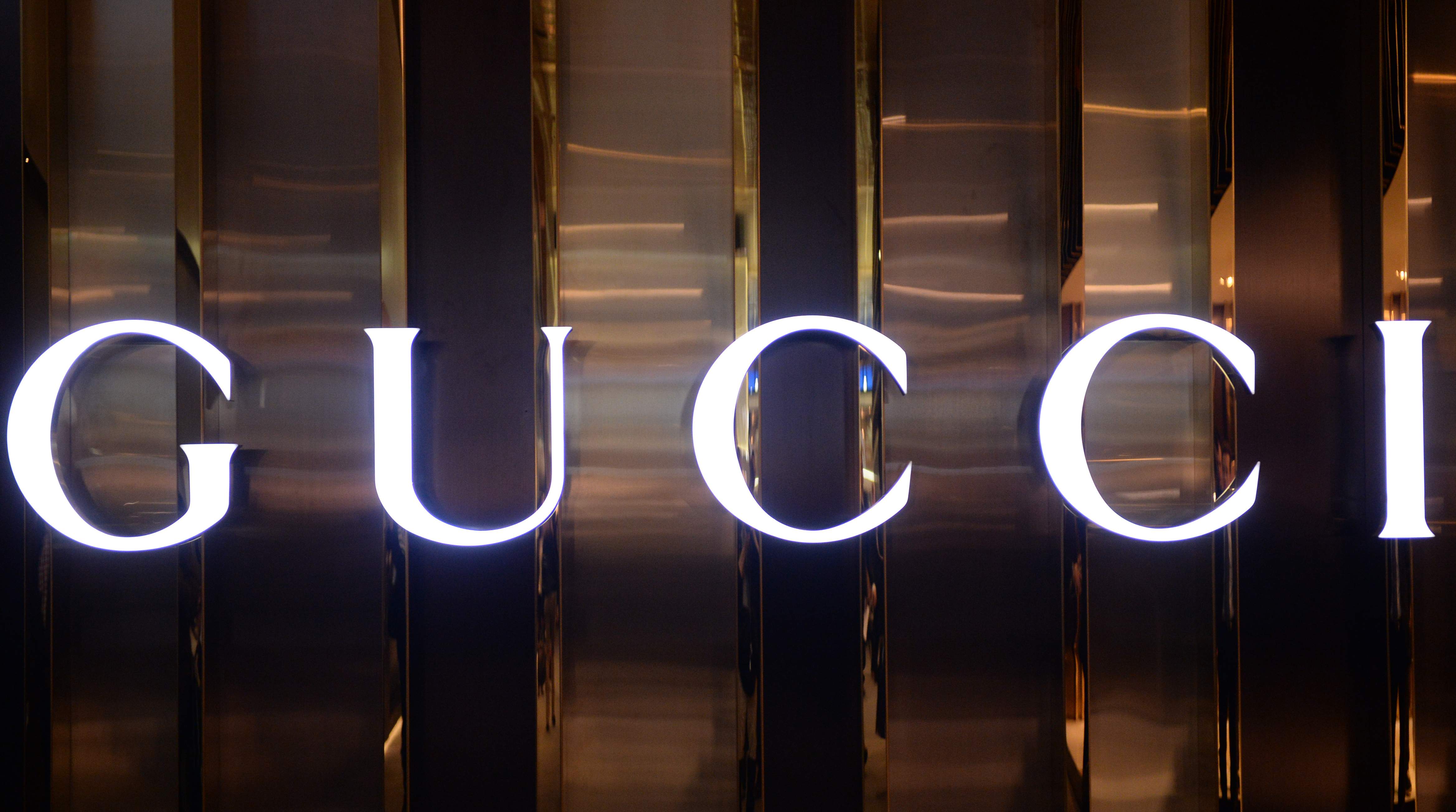 Kering, propietario de Gucci, vende su negocio de belleza a L'Oréal por 4.000 millones