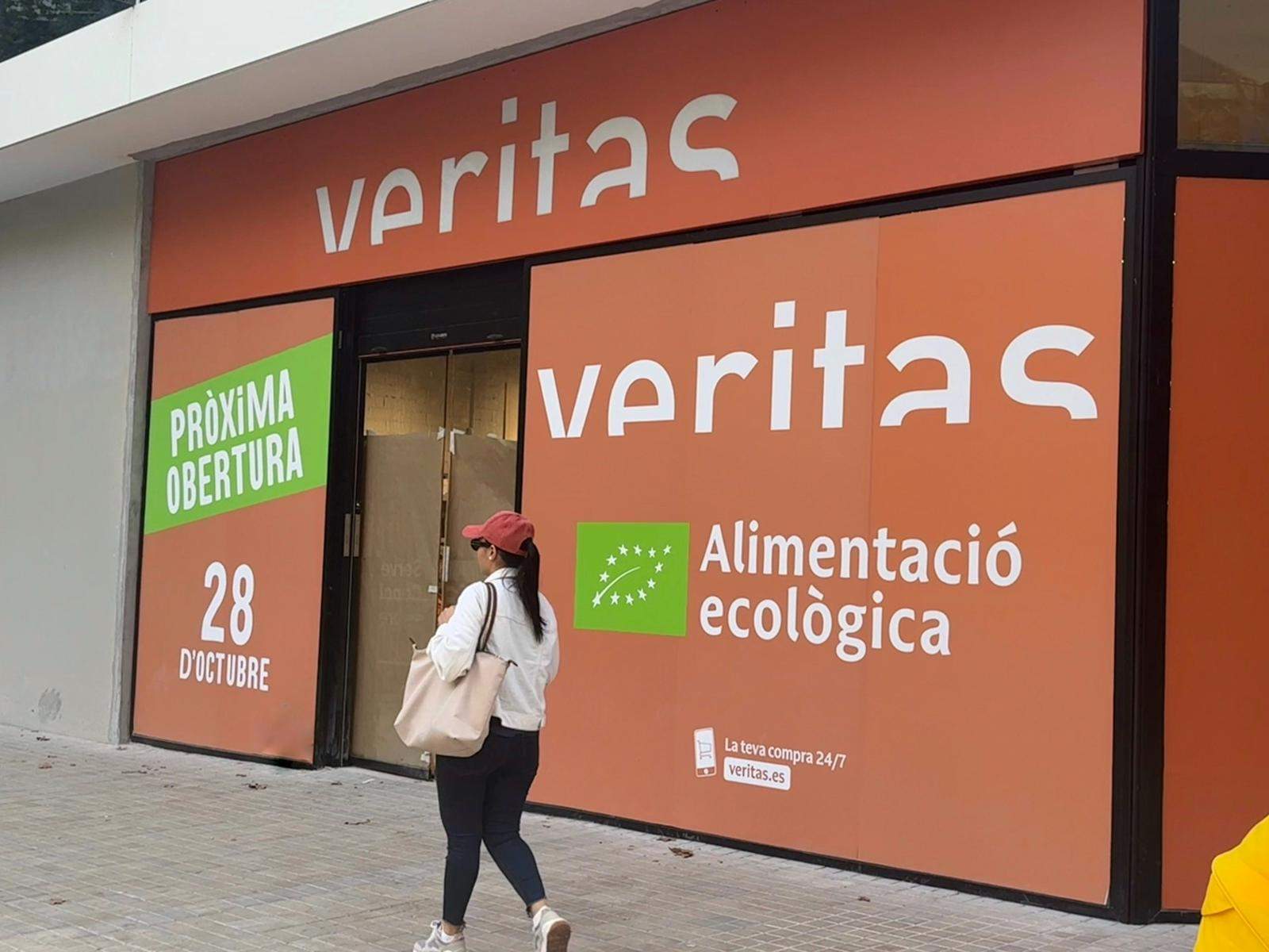 Veritas supera los 90 supermercados con una tienda en el edificio Estel de Barcelona Veritas supera los 90 supermercados con una tienda en el edificio Estel de Barcelona