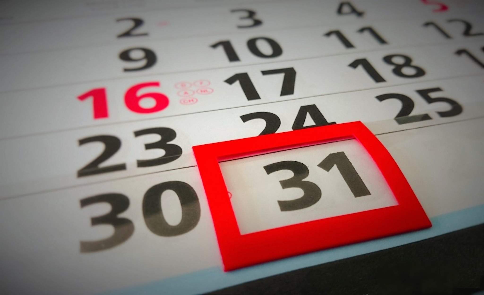 Calendario laboral 2026 de España: los 9 festivos comunes y los posibles puentes Calendario laboral 2026 de España: los 9 festivos comunes y los posibles puentes