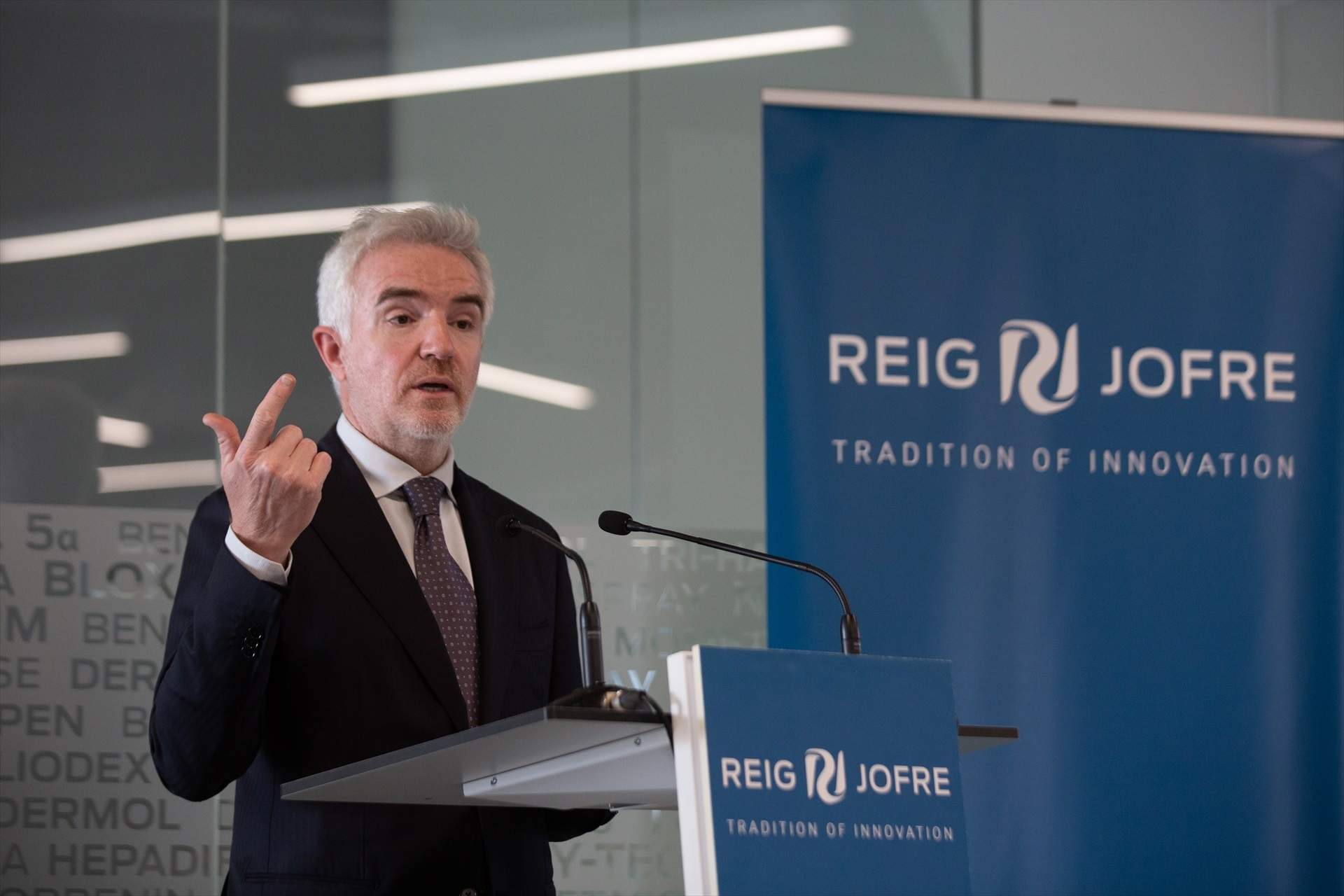 Reig Jofre gana 1,9 millones hasta septiembre, un 76 % menos por la menor producción