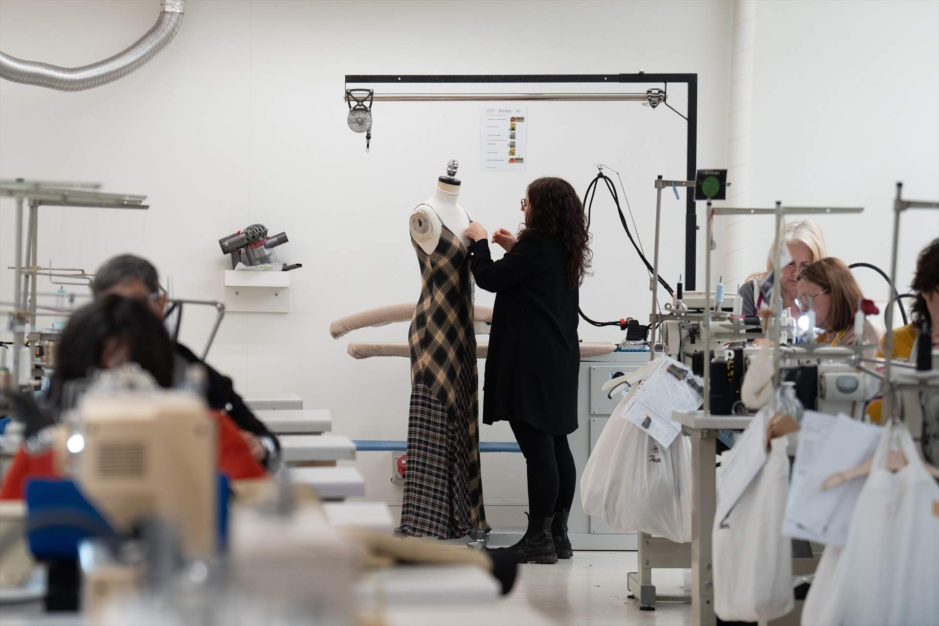 La moda catalana se reinventa para los retos verdes de la UE