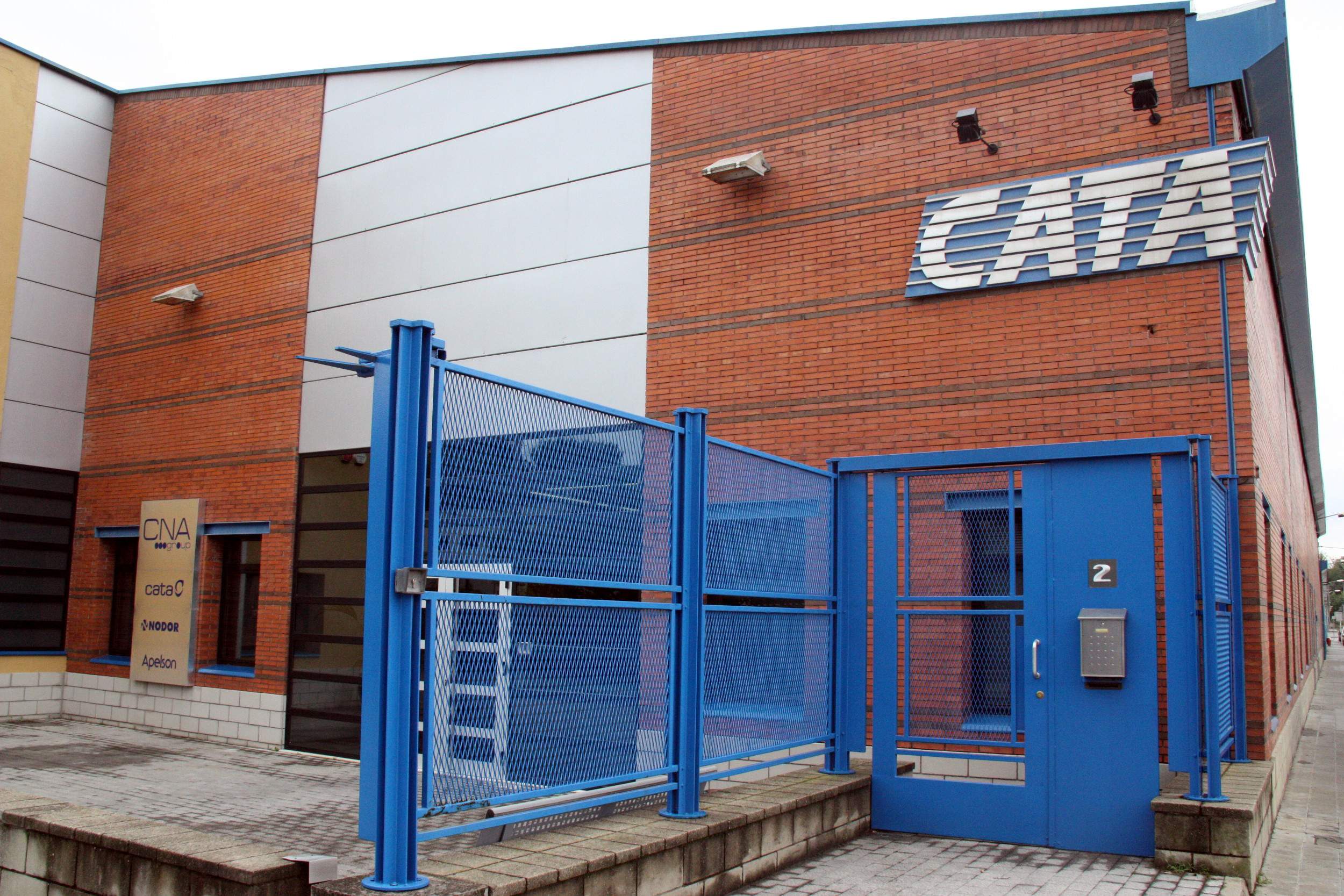 Cata Electrodomèstics acomiadarà un terç de la plantilla, 40 persones, a Torelló, per produir a la Xina