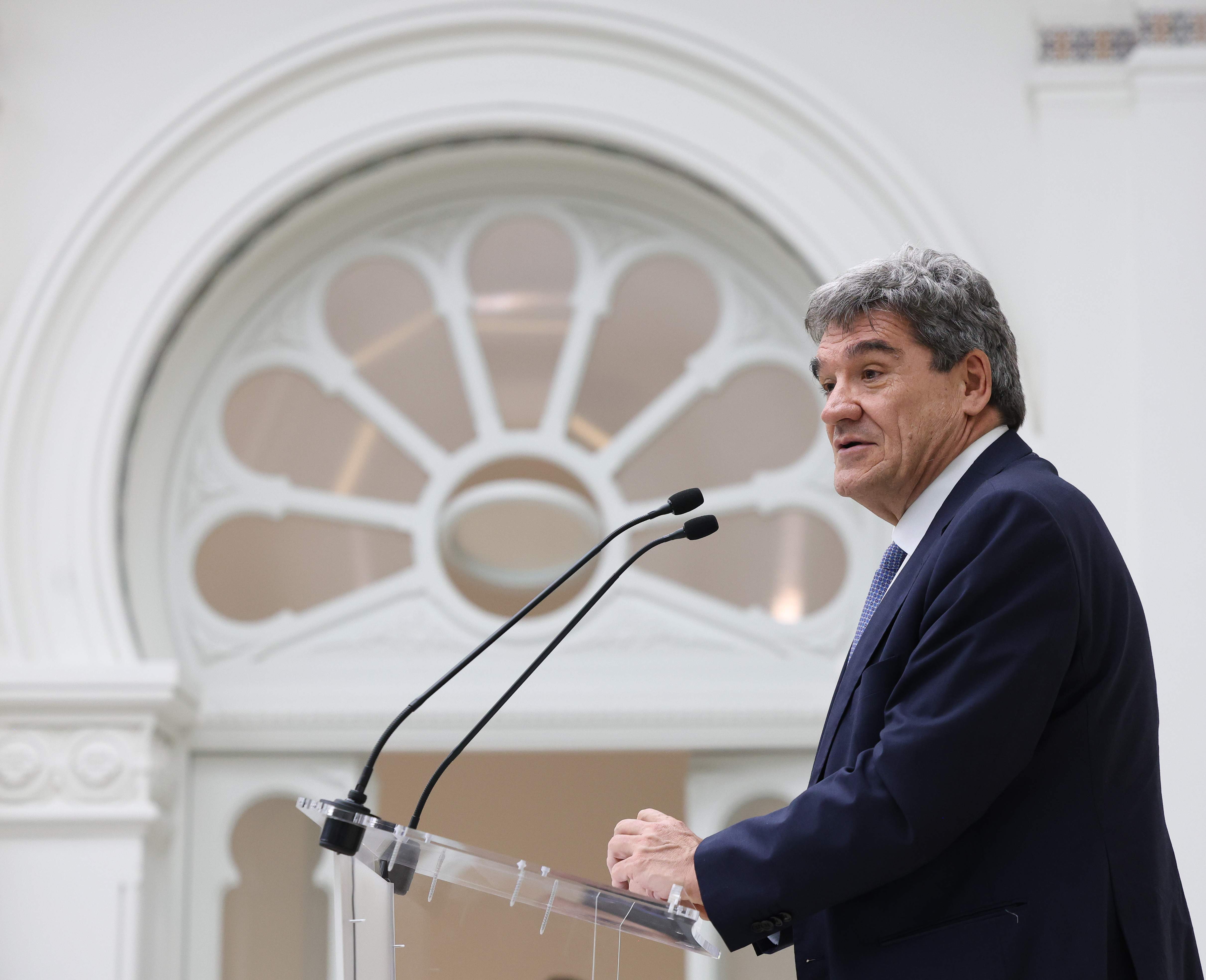 El Banco de España descarta una burbuja y prepara límites al crédito