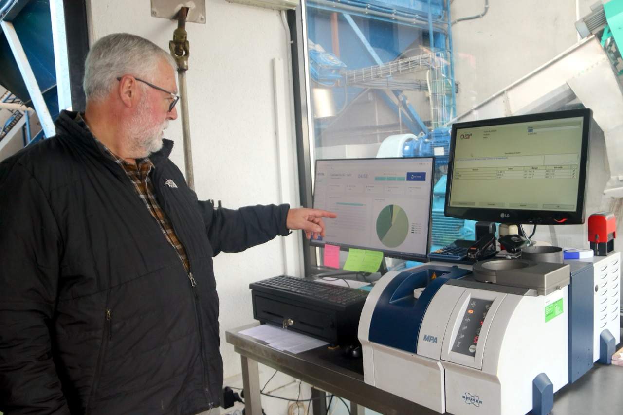 Una bodega del Empordà incorpora la IA para producir aceite con más calidad