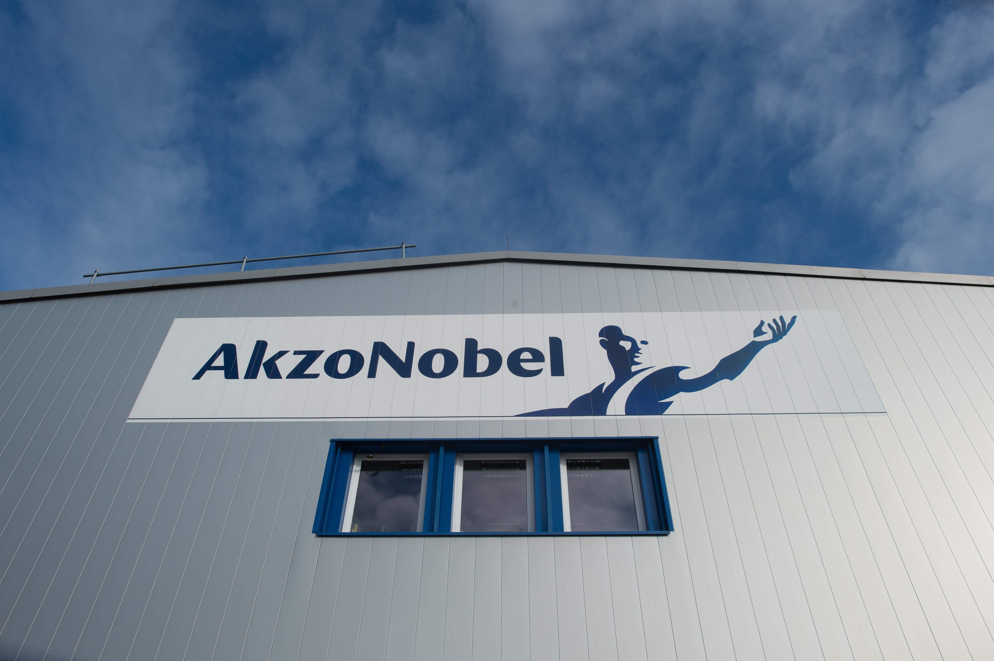 AkzoNobel tanca la seva fusió amb Axalta