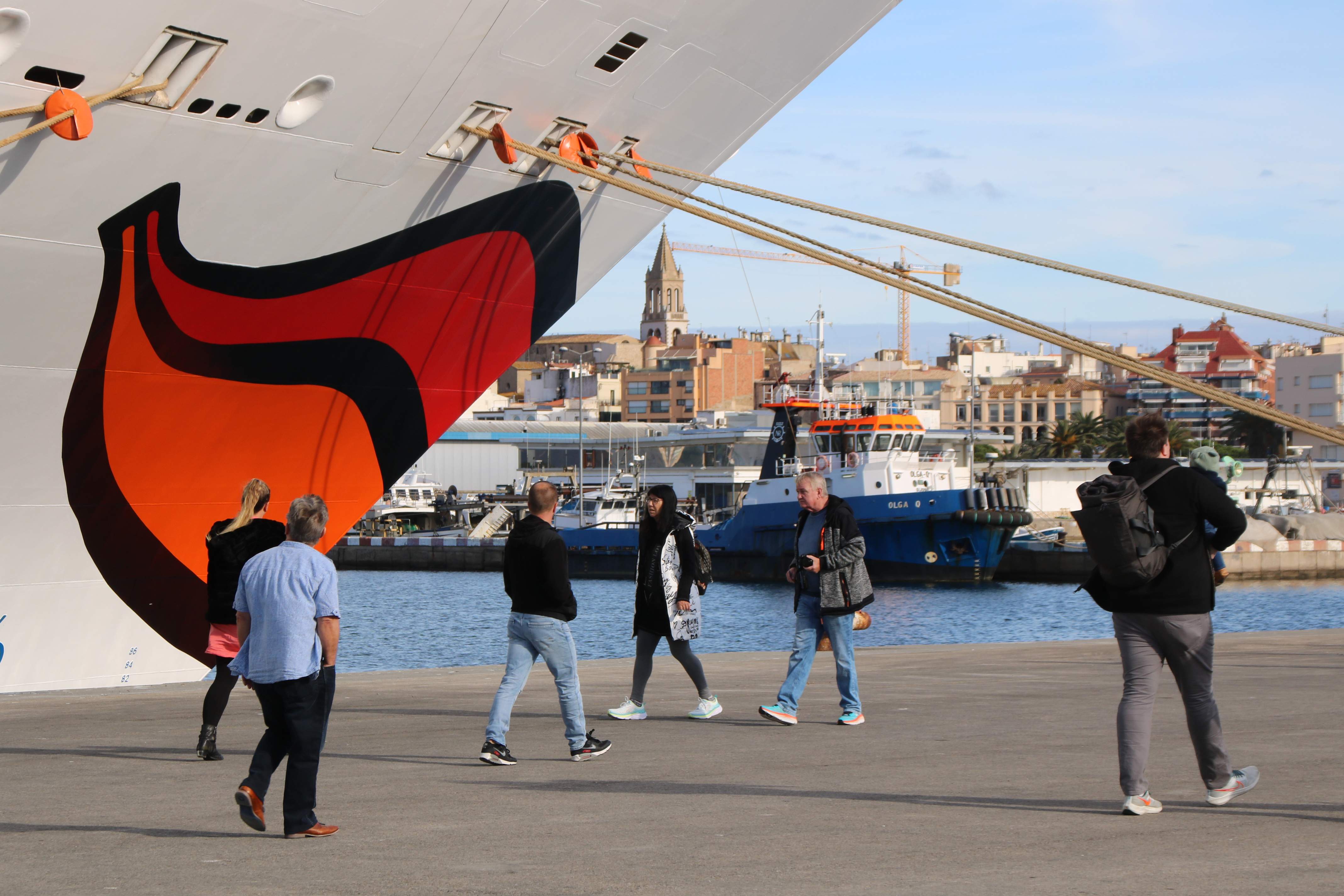 Los cruceros dejan seis millones de euros en la Costa Brava