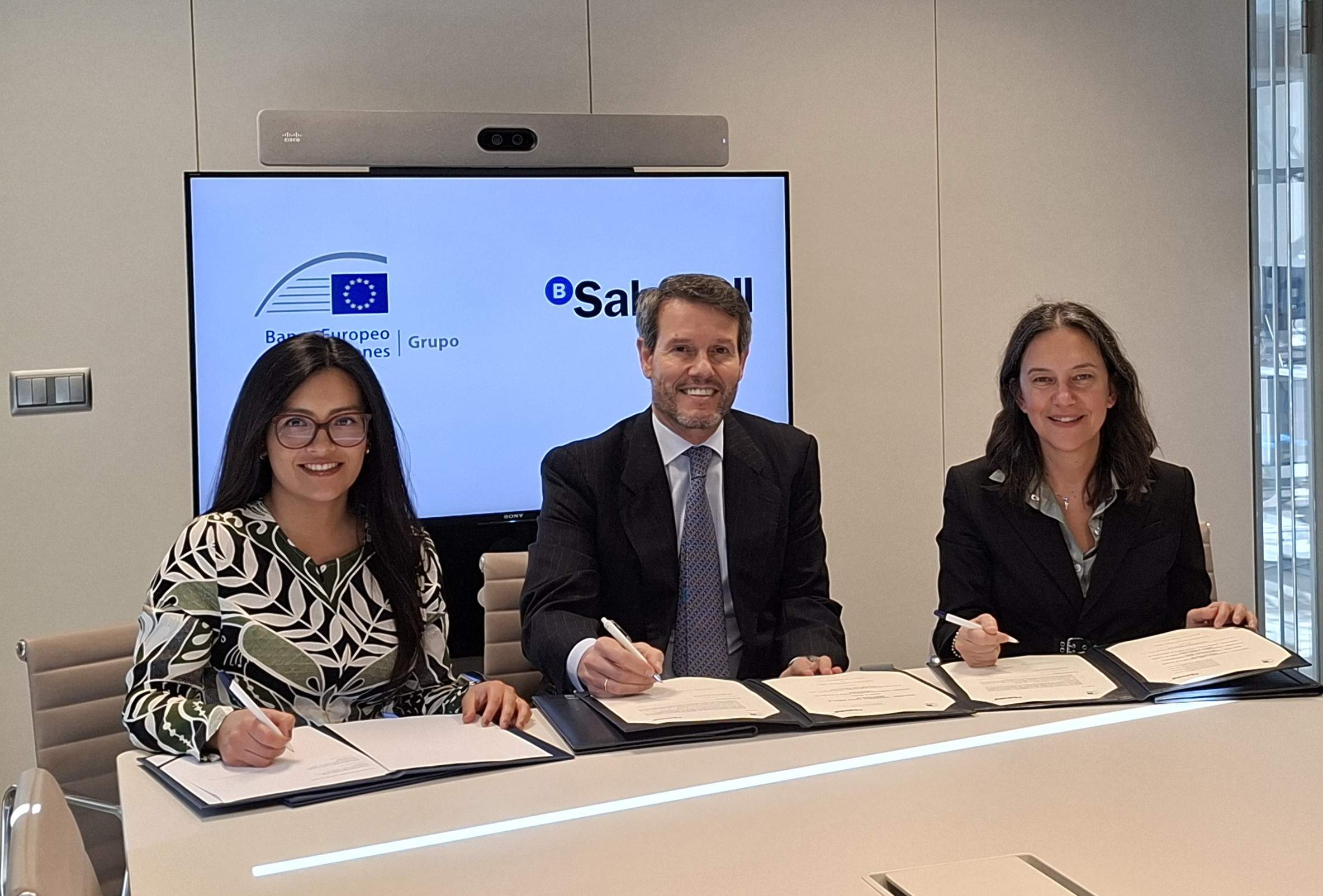 Firma Grupo BEI Banco Sabadell 