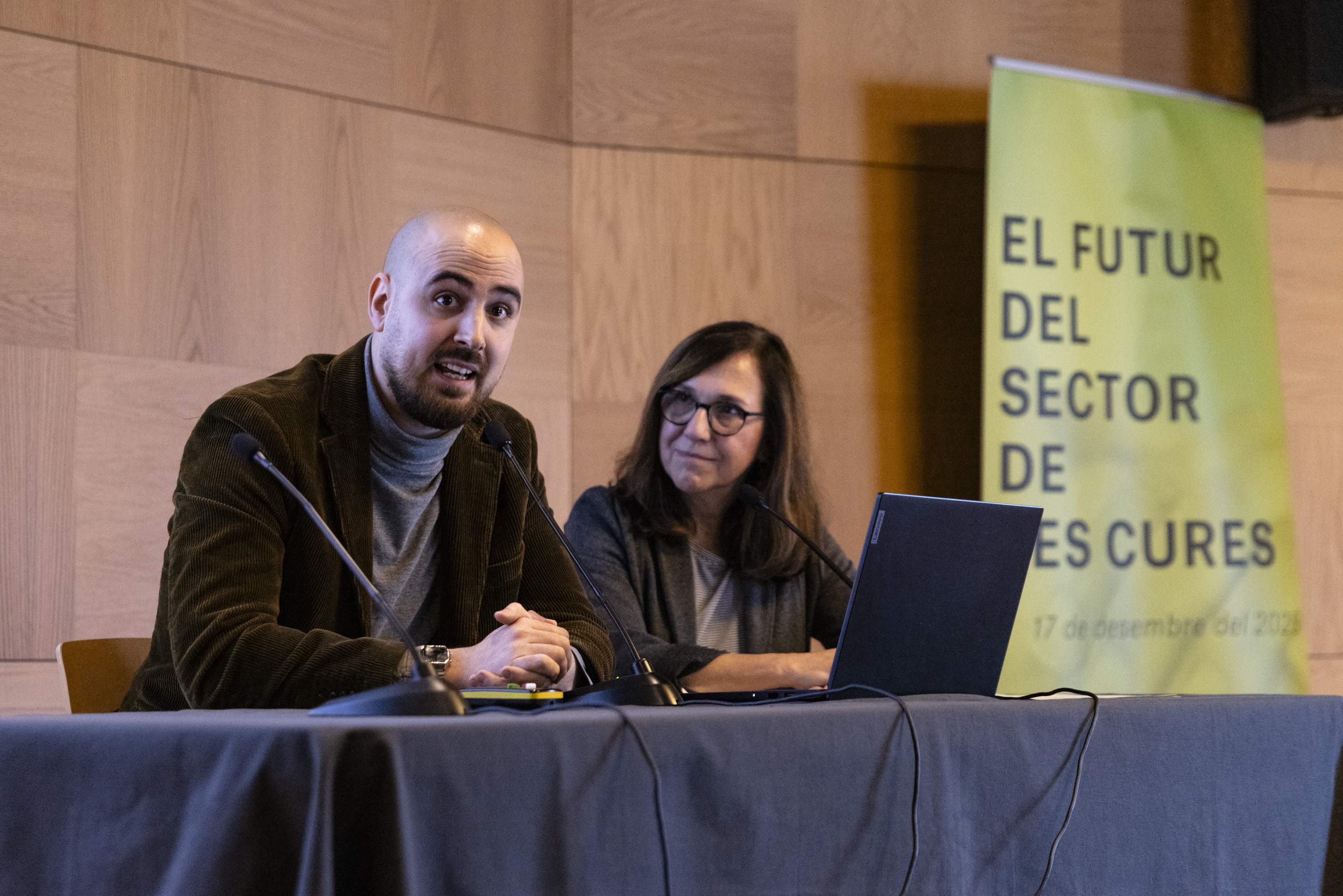 El sector de les cures, entre els pitjors pagats d'Espanya