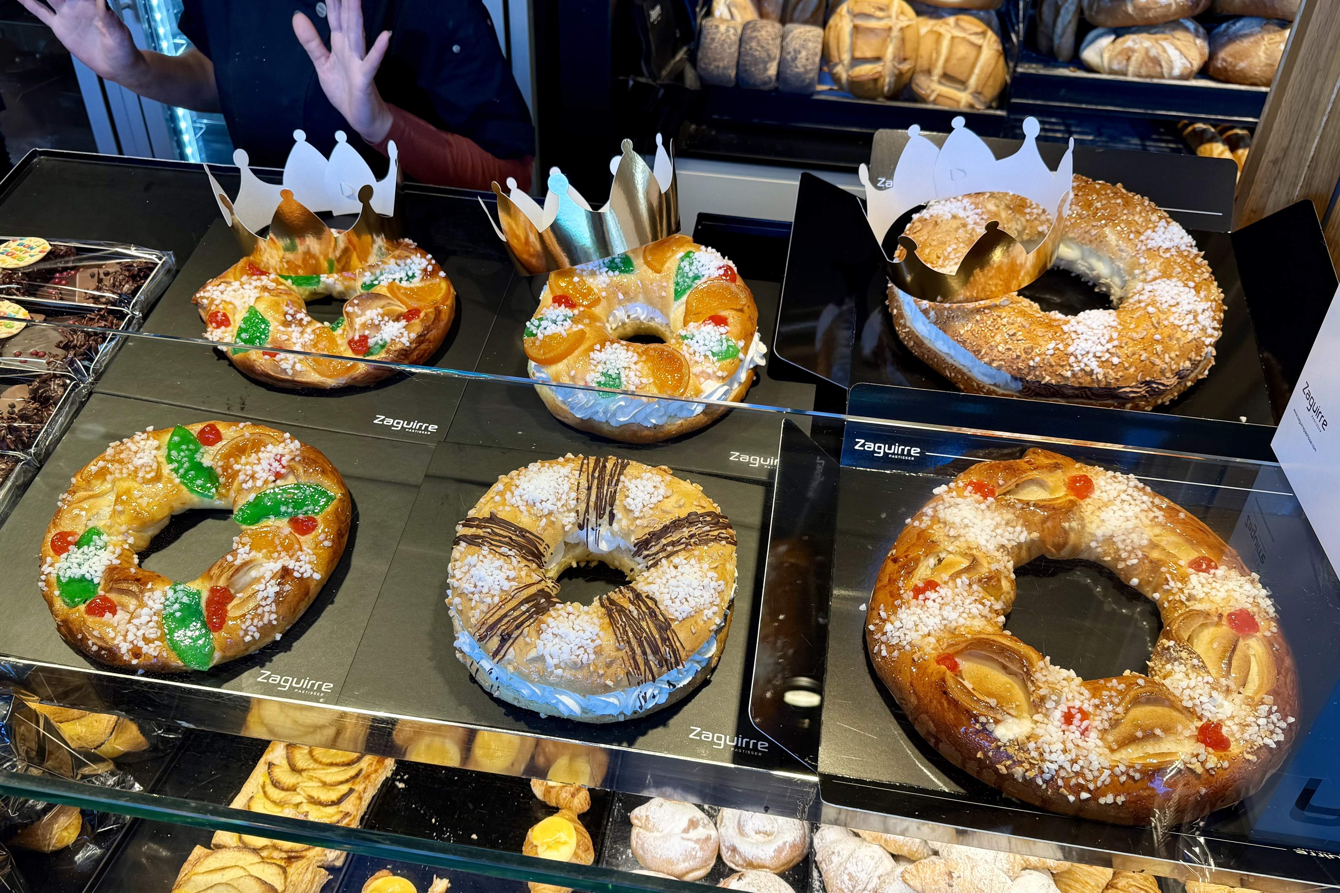 Tortells de Reis elaborats a la pastisseria Zaguirre, a Barcelona. Foto: Albert Segura / ACN