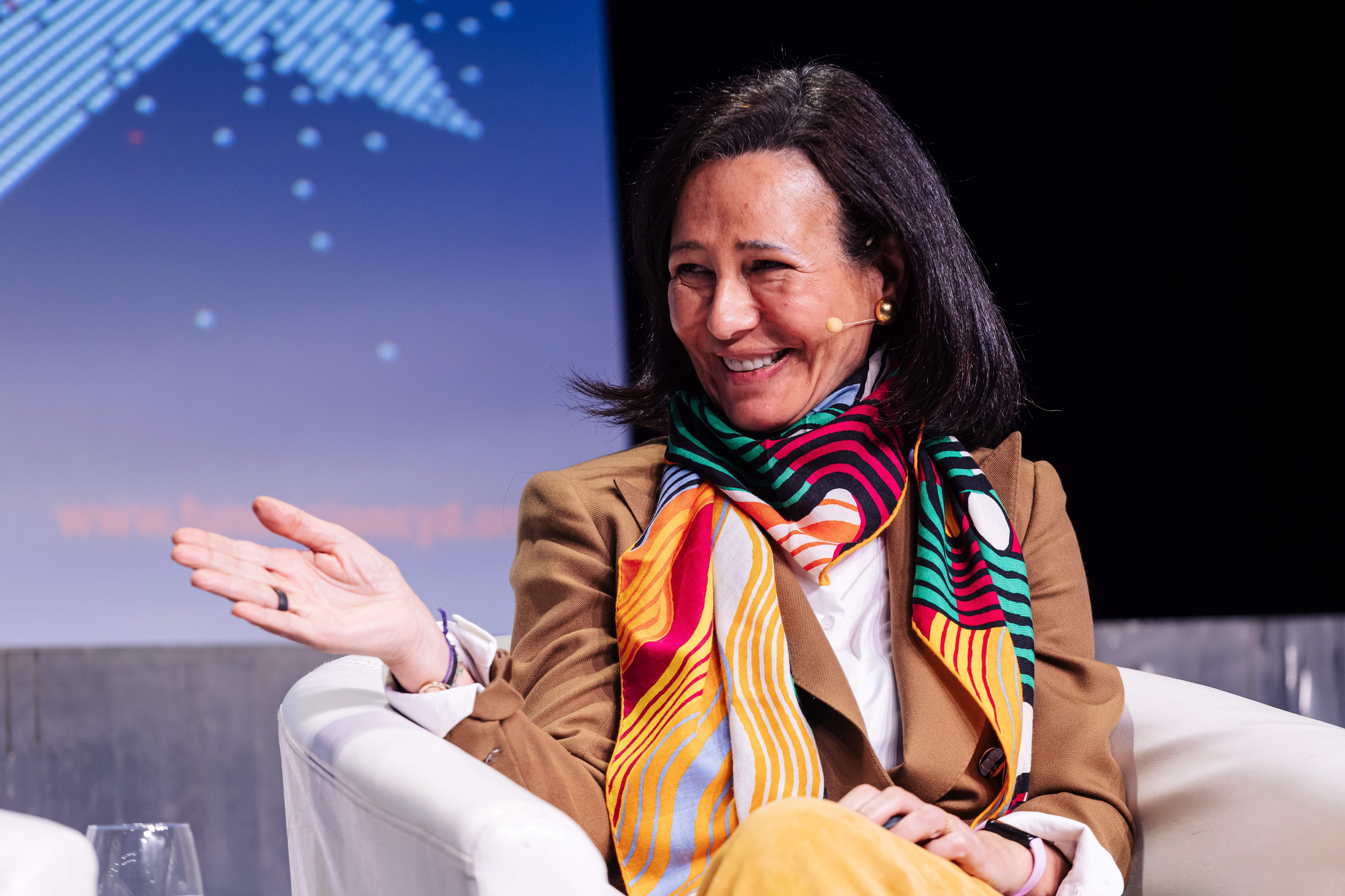 EuropaPress 5678990 presidenta banco santander ana patricia botin acto presentacion informe cyd