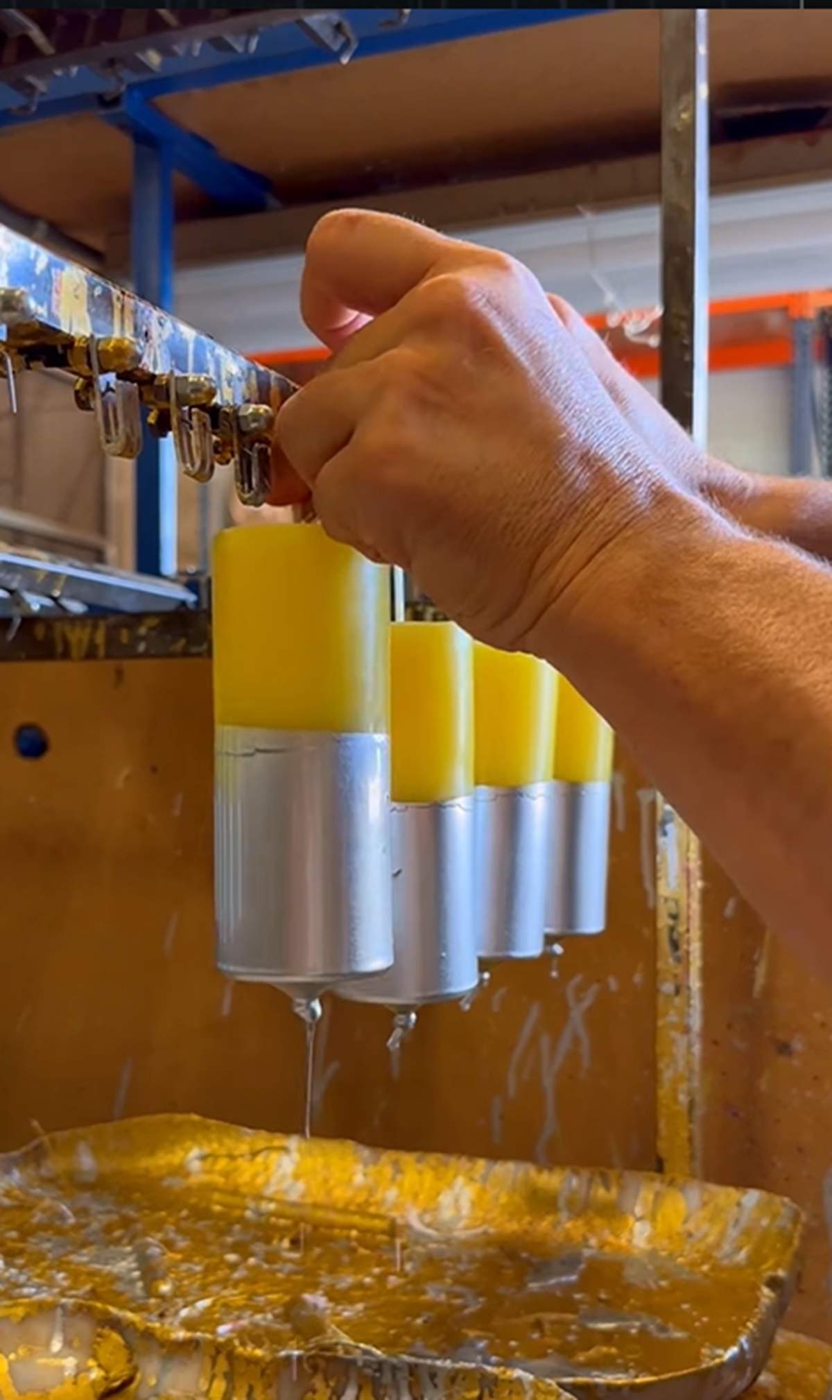 El baby-boom català es jubila sense relleu i dispara l'opció de comprar una empresa