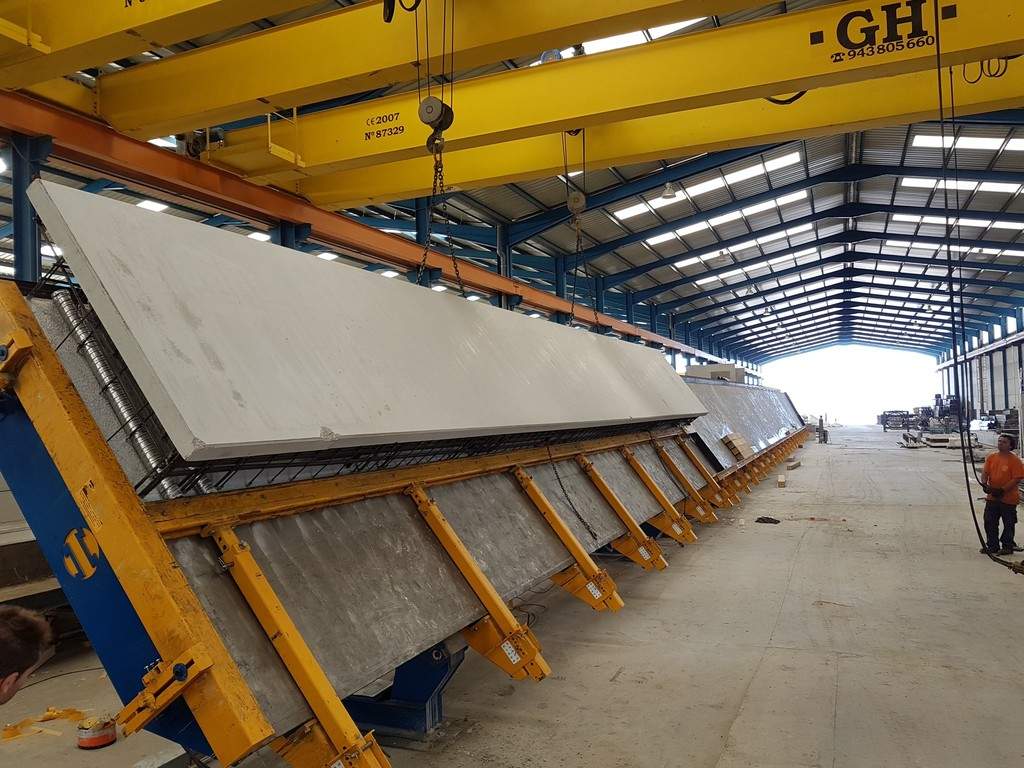 Molins compra Zenet i suma una planta de solucions prefabricades de formigó a Toledo