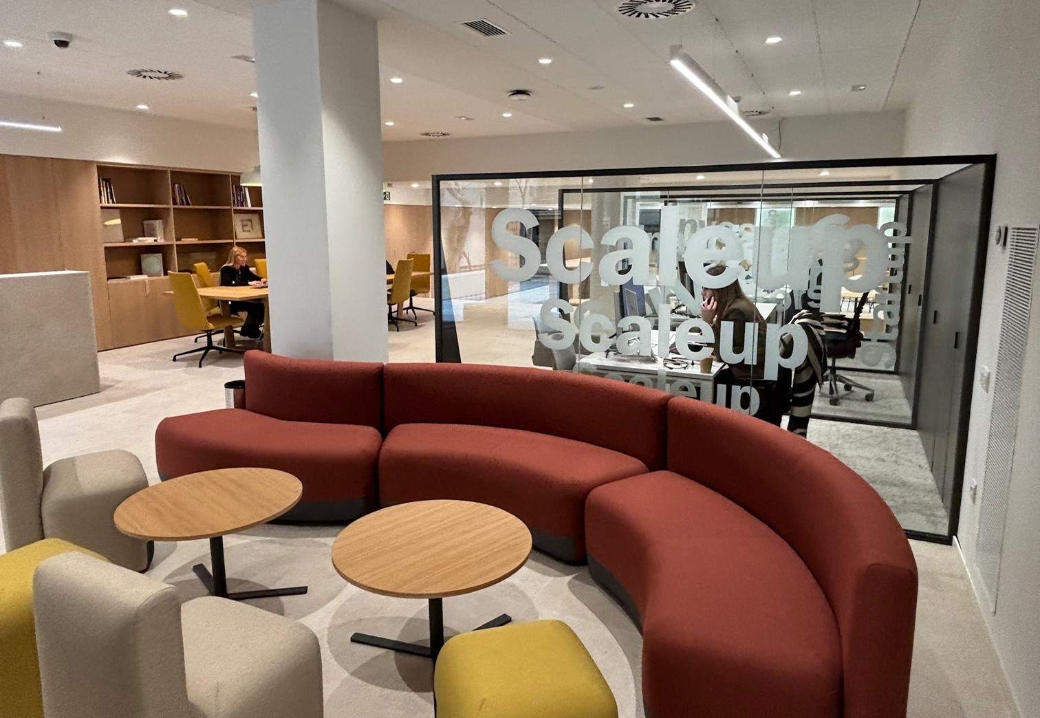 El Banc Sabadell obre un nou 'hub' per a start-ups a Barcelona