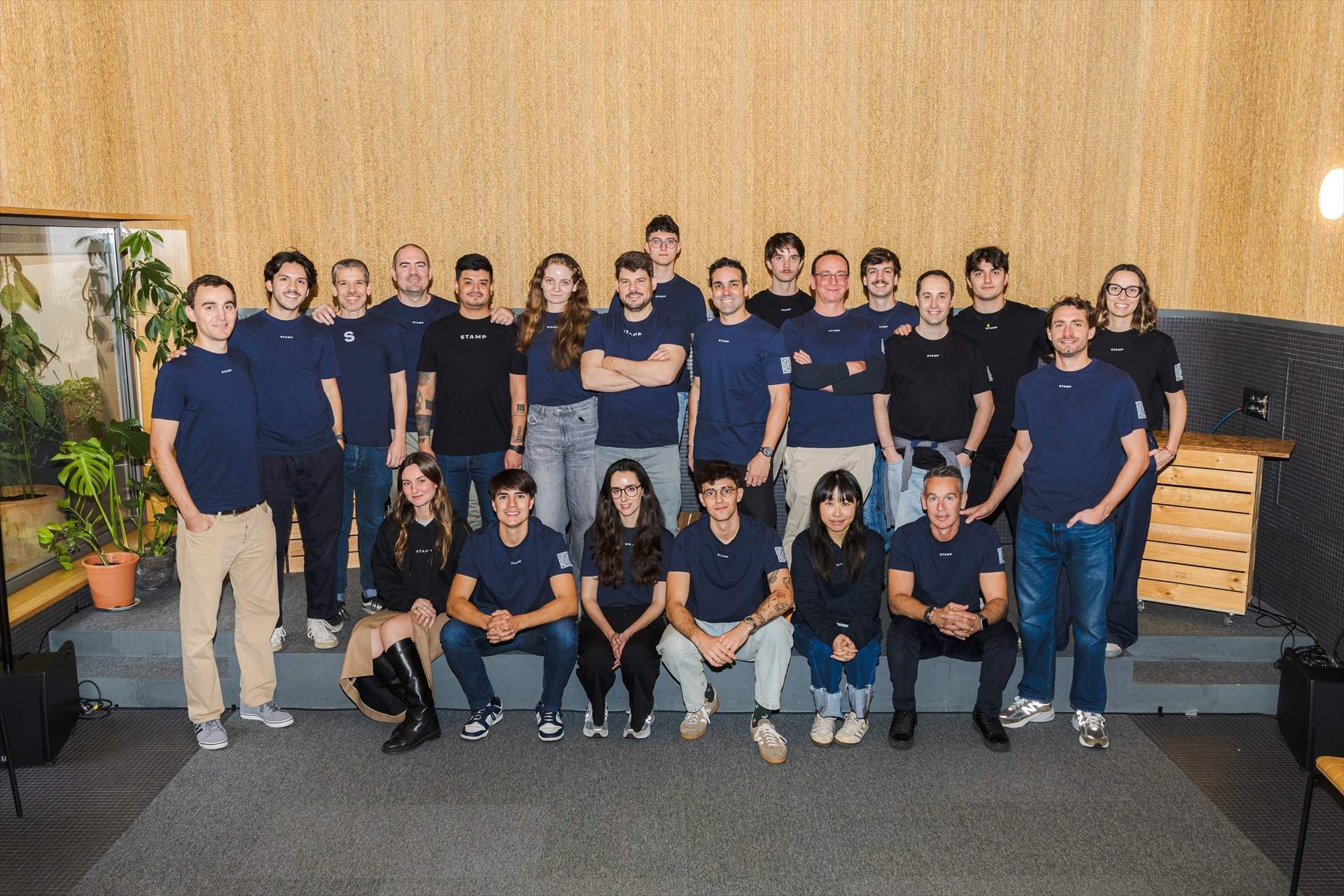 El equipo de profesionales de la 'fintech' Stamp, participada por Barça Hub Innovation. Foto: @LAIDEA.ES