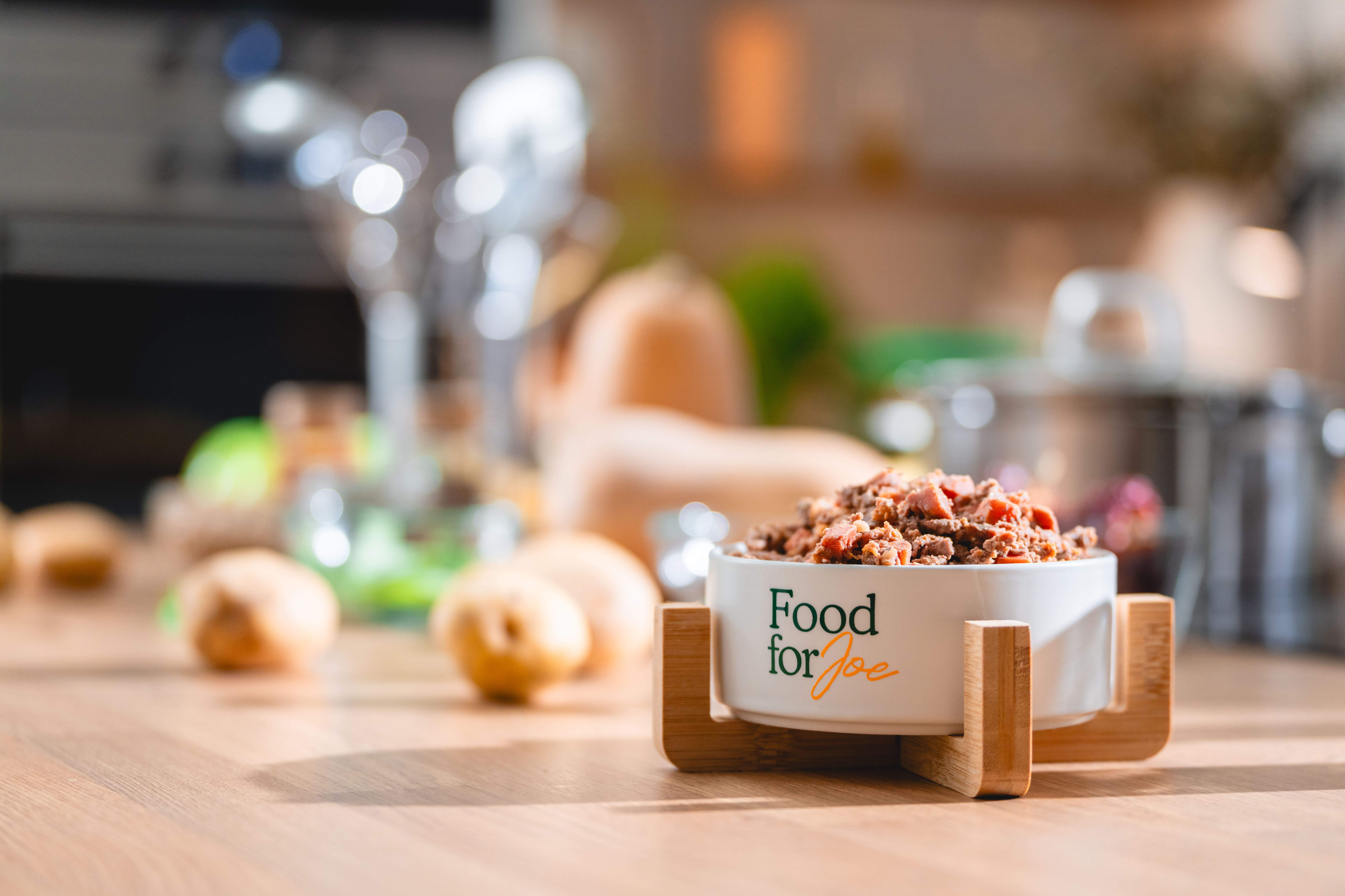 El menjar cuinat per a mascotes de Food for Joe. Foto @izanchaser