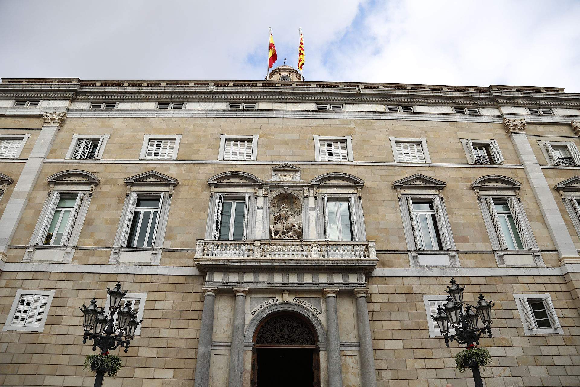 La Generalitat se financia con crédito bancario por primera vez en 14 años