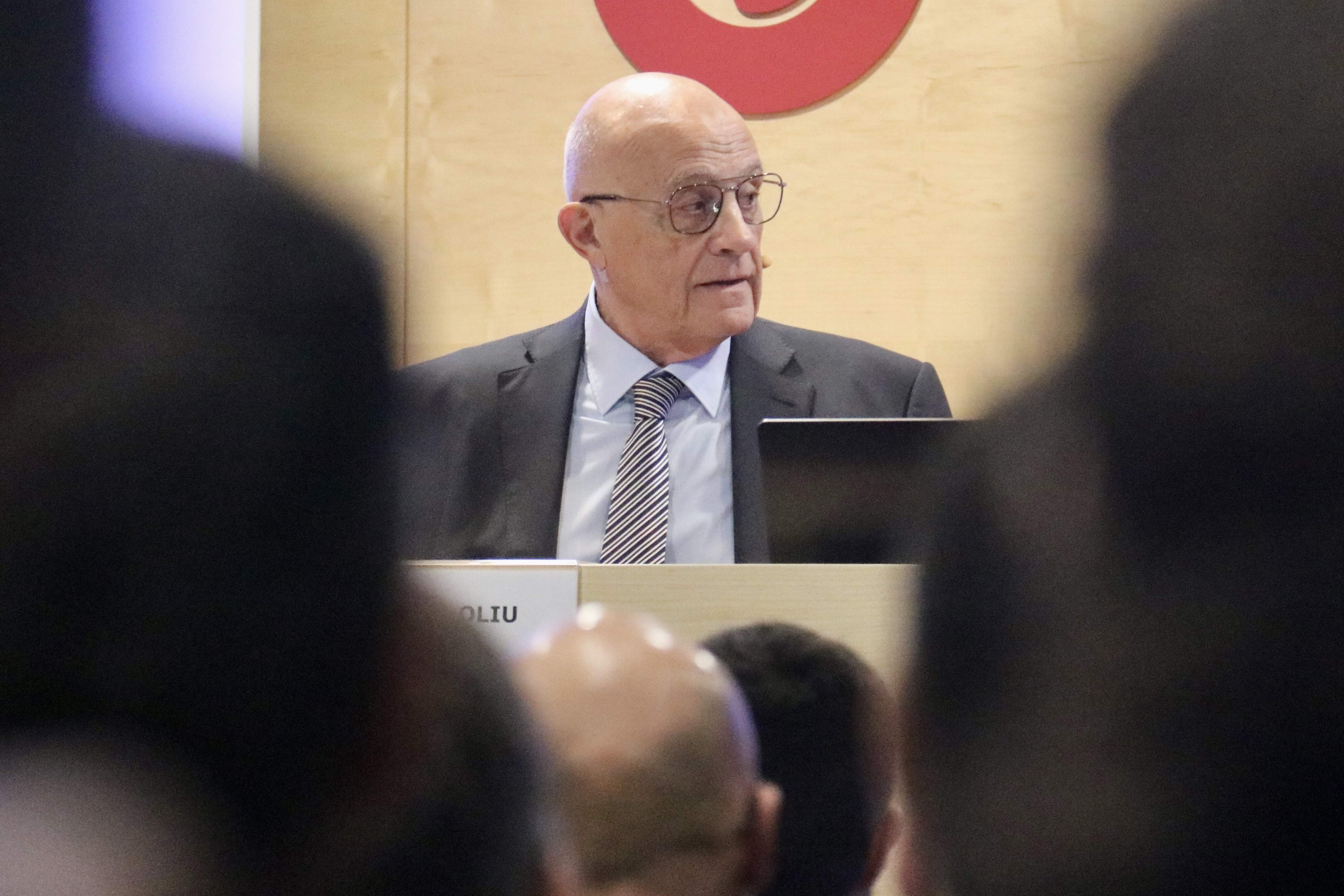 Oliu confía en Armengol como el artífice de la revolución tecnológica del Banco Sabadell