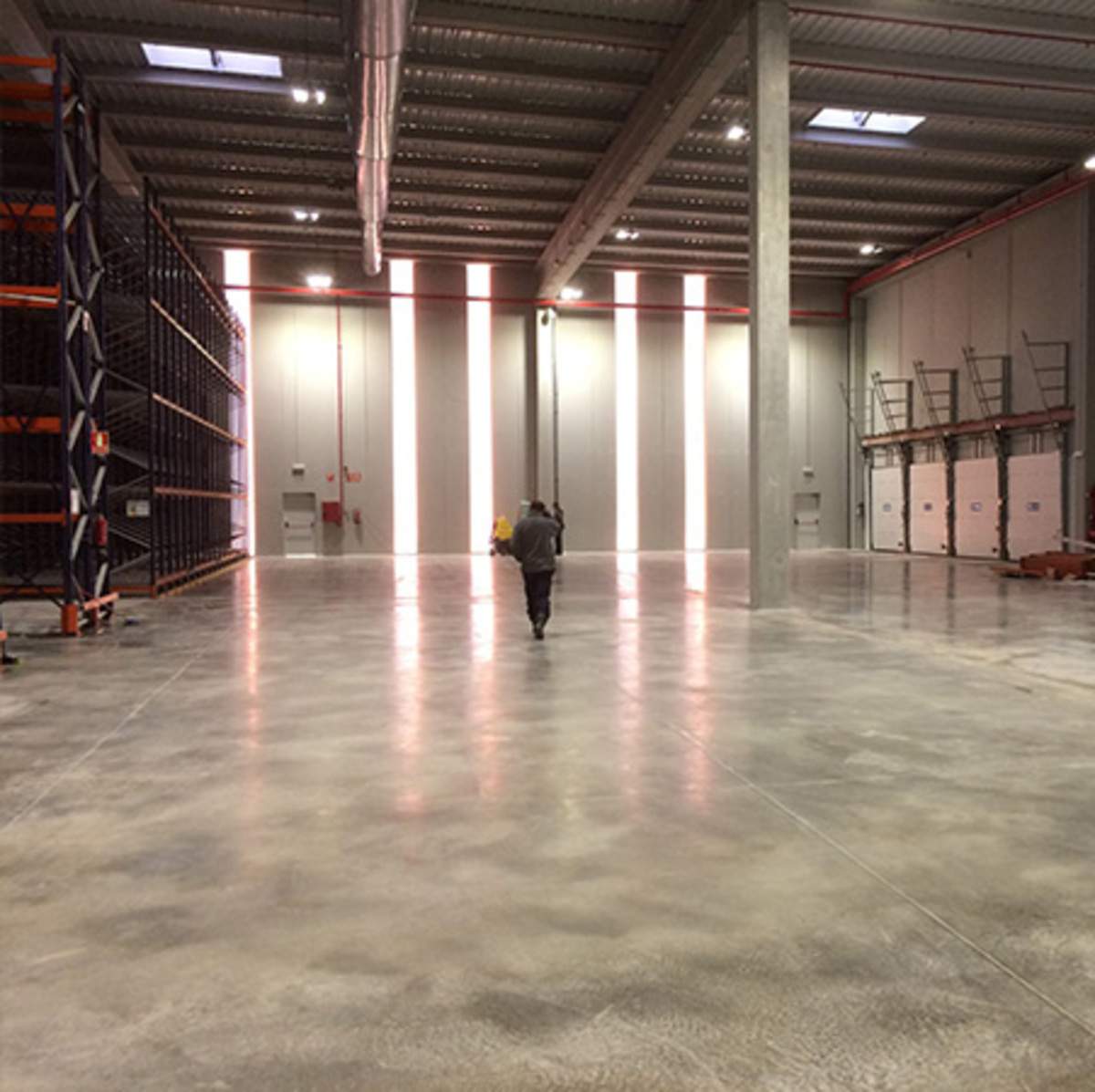 Molins compra Pavirat y Lithium para reforzar la línea de pavimentos industriales