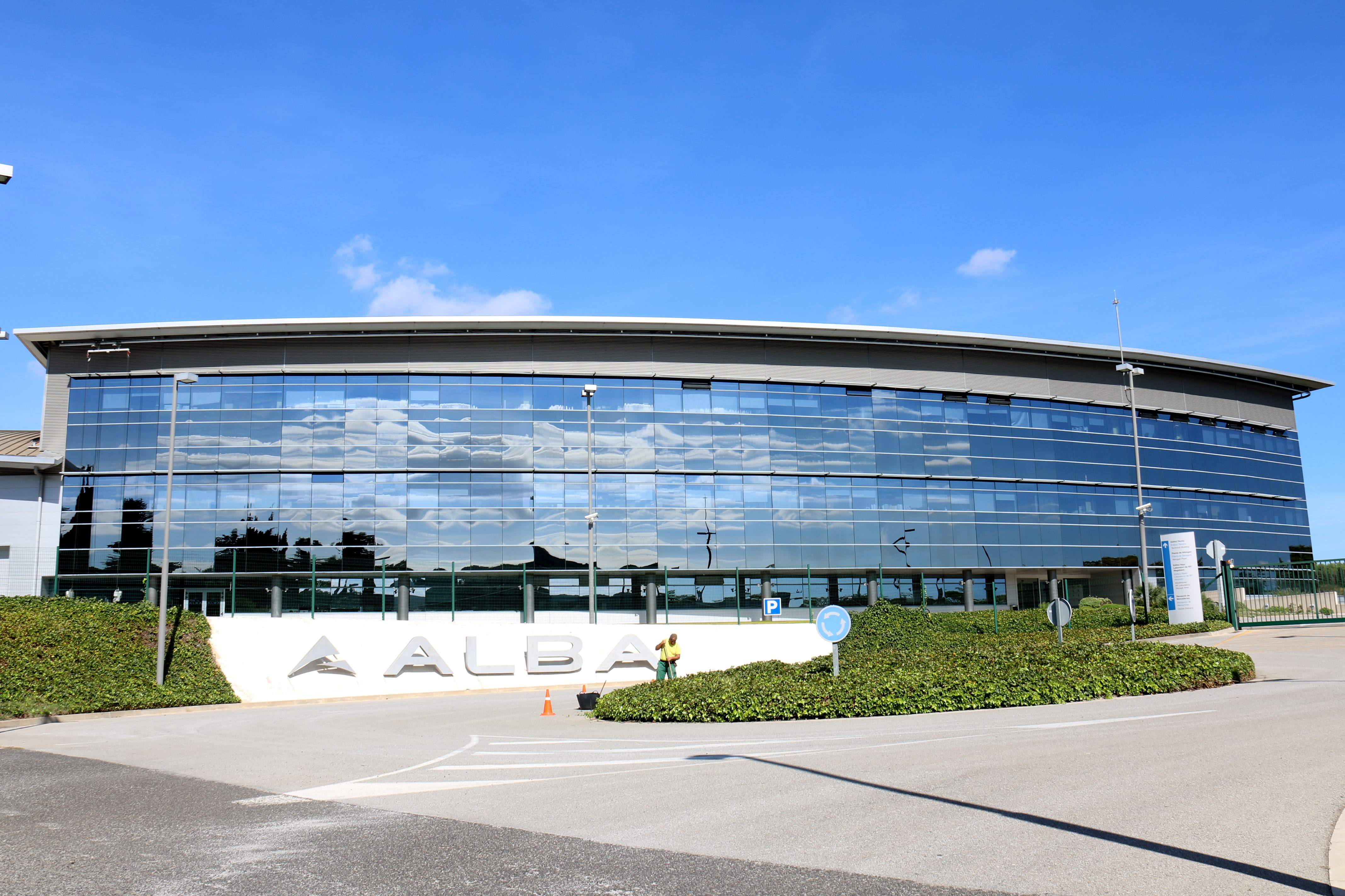 El Govern fa un pas més per instal·lar el centre de semiconductors a Cerdanyola