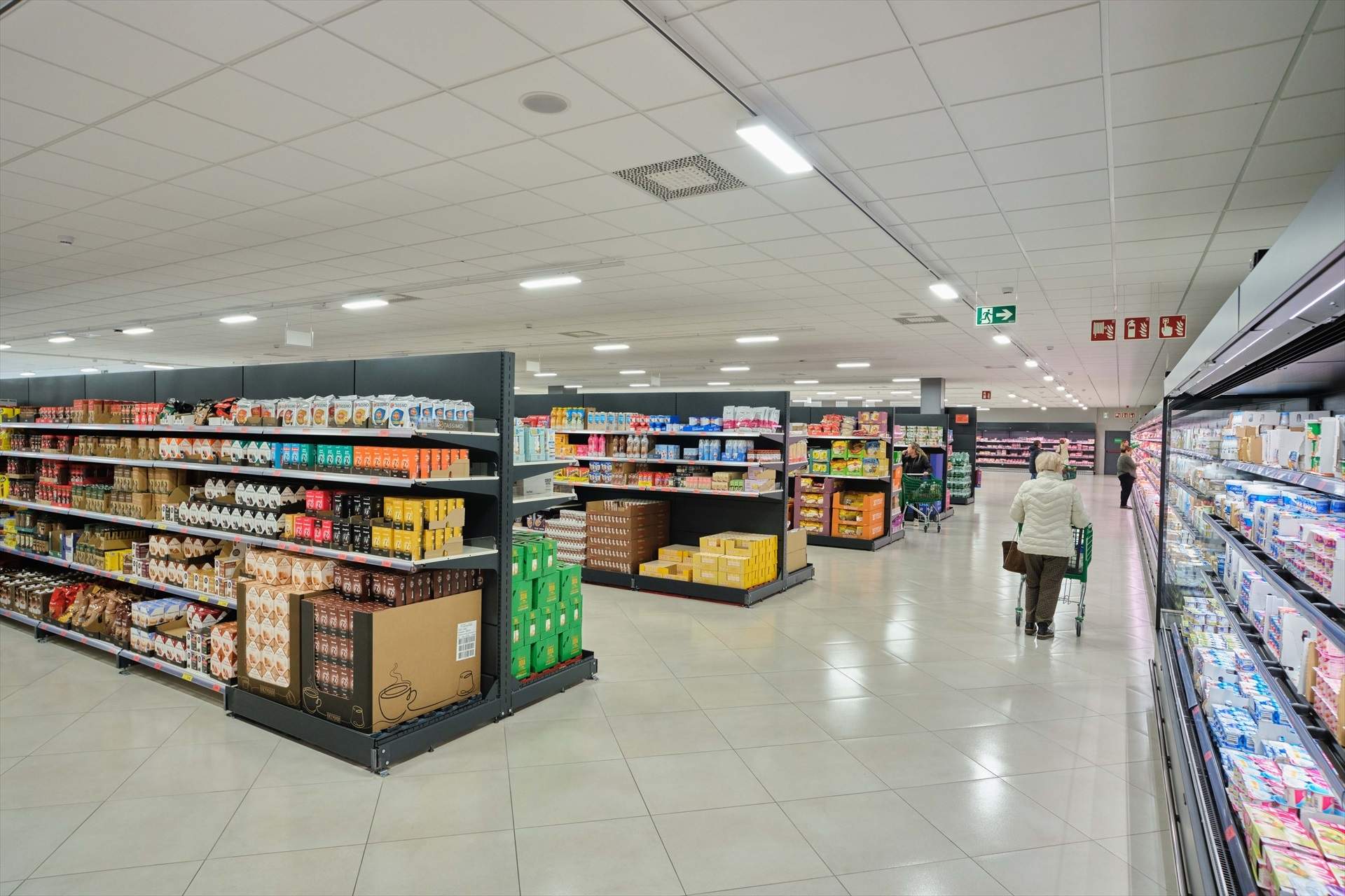 Els supermercats ofereixen fins a un 90% de contractes estables