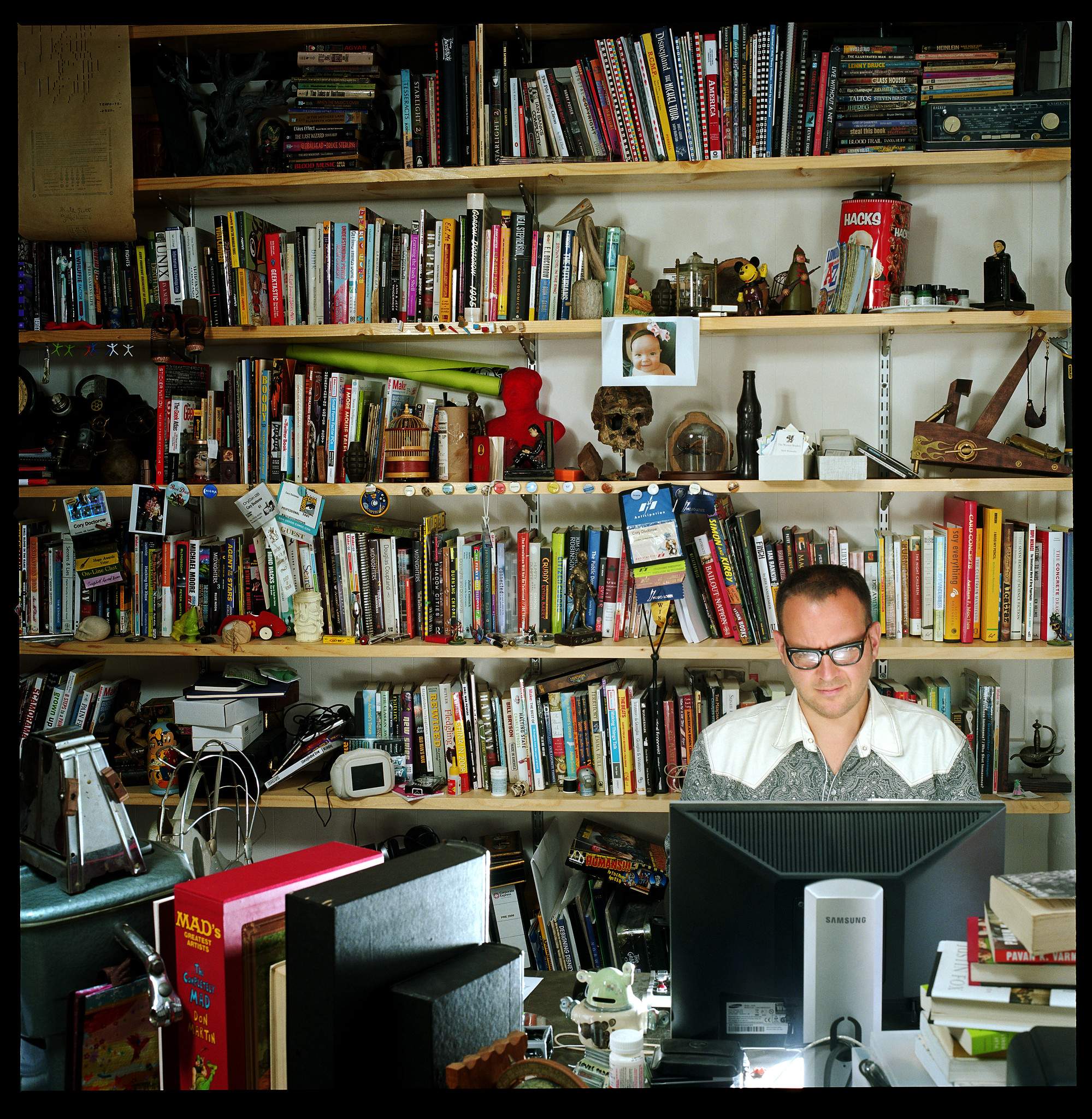 Cory Doctorow: "No pot ser que per marxar d'una xarxa social perdis tots els teus contactes"