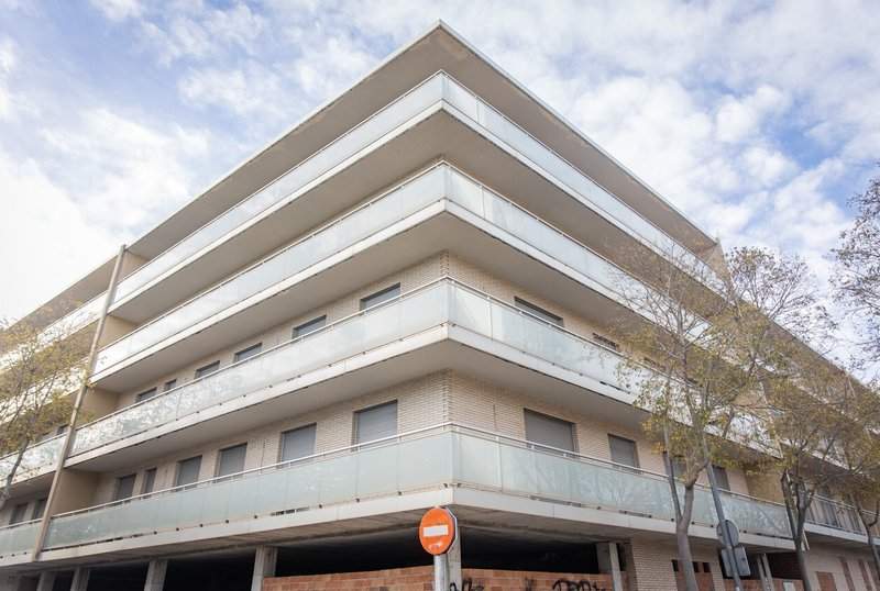 Un de cada quatre pisos de la Sareb que gestiona el Govern està buit o okupat