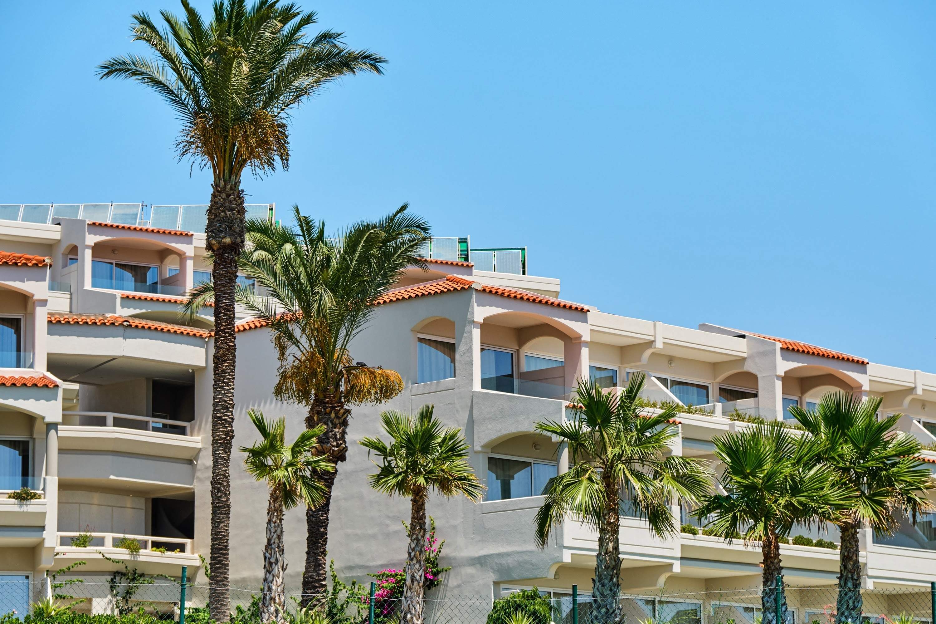 Así compran vivienda los extranjeros en España: quiénes son y dónde invierten