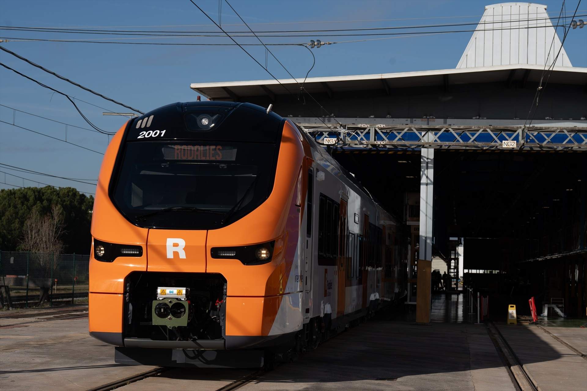 Vaga a la planta d’Alstom de Santa Perpètua que fabrica trens per a Rodalies