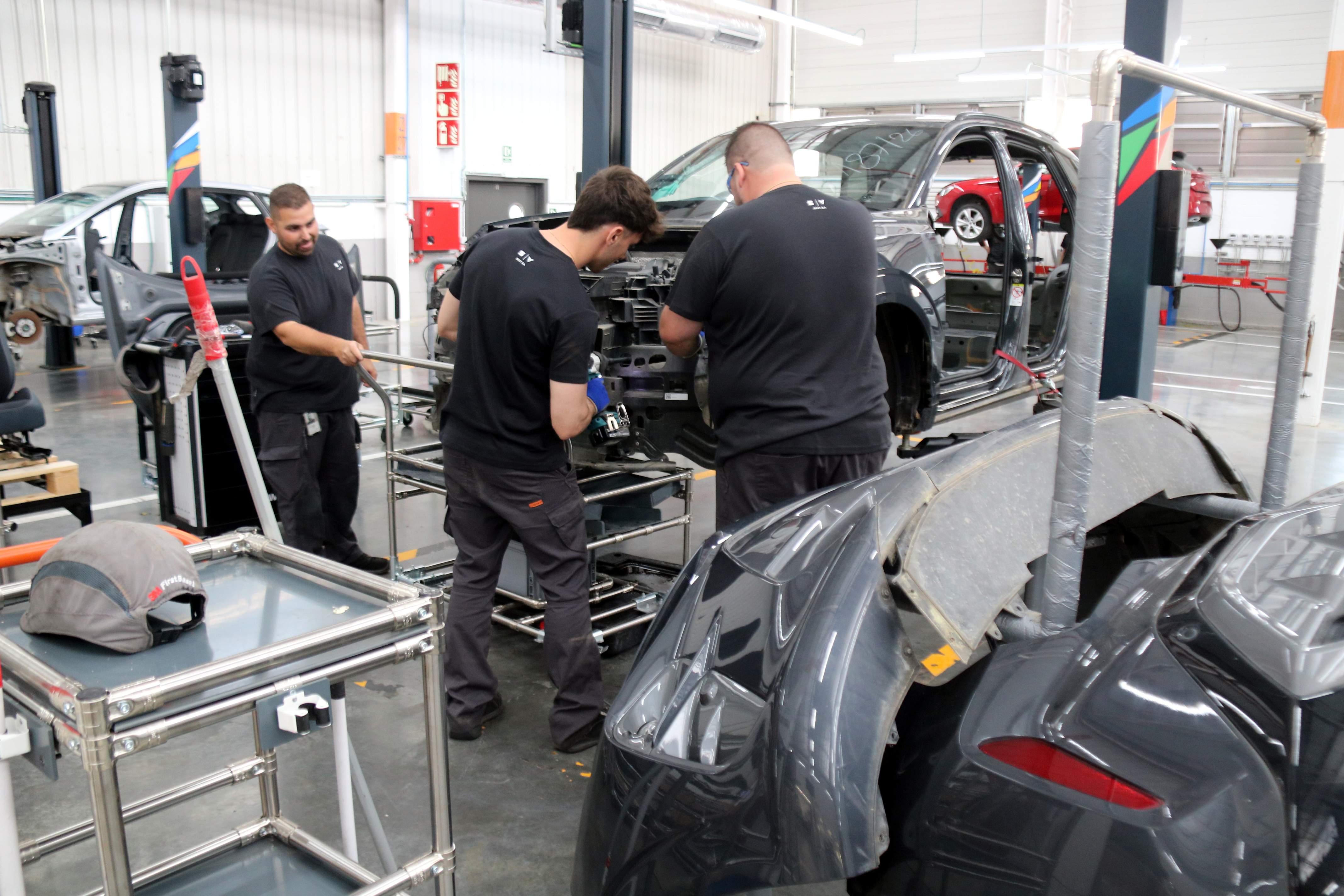 El PIB español se modera dos décimas y se queda en el 0,6% en el primer trimestre