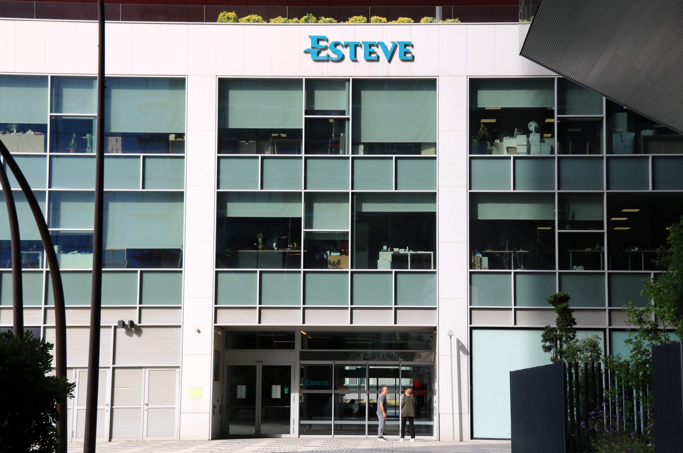 Esteve reduce ligeramente el beneficio hasta los 72 millones de euros