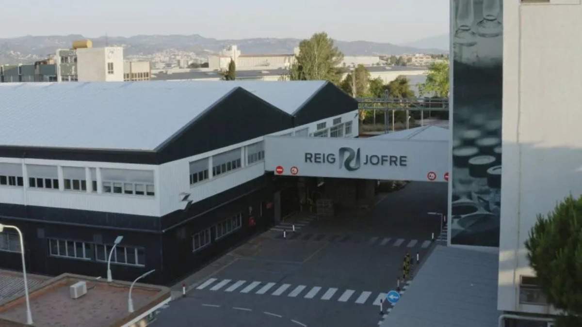 Reig Jofre es dota d'instruments financers per a emprendre compres estratègiques