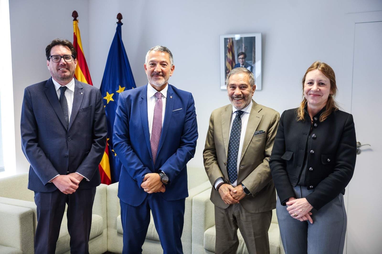 La Generalitat i AeroS impulsen el desplegament del sector de la seguretat i la defensa