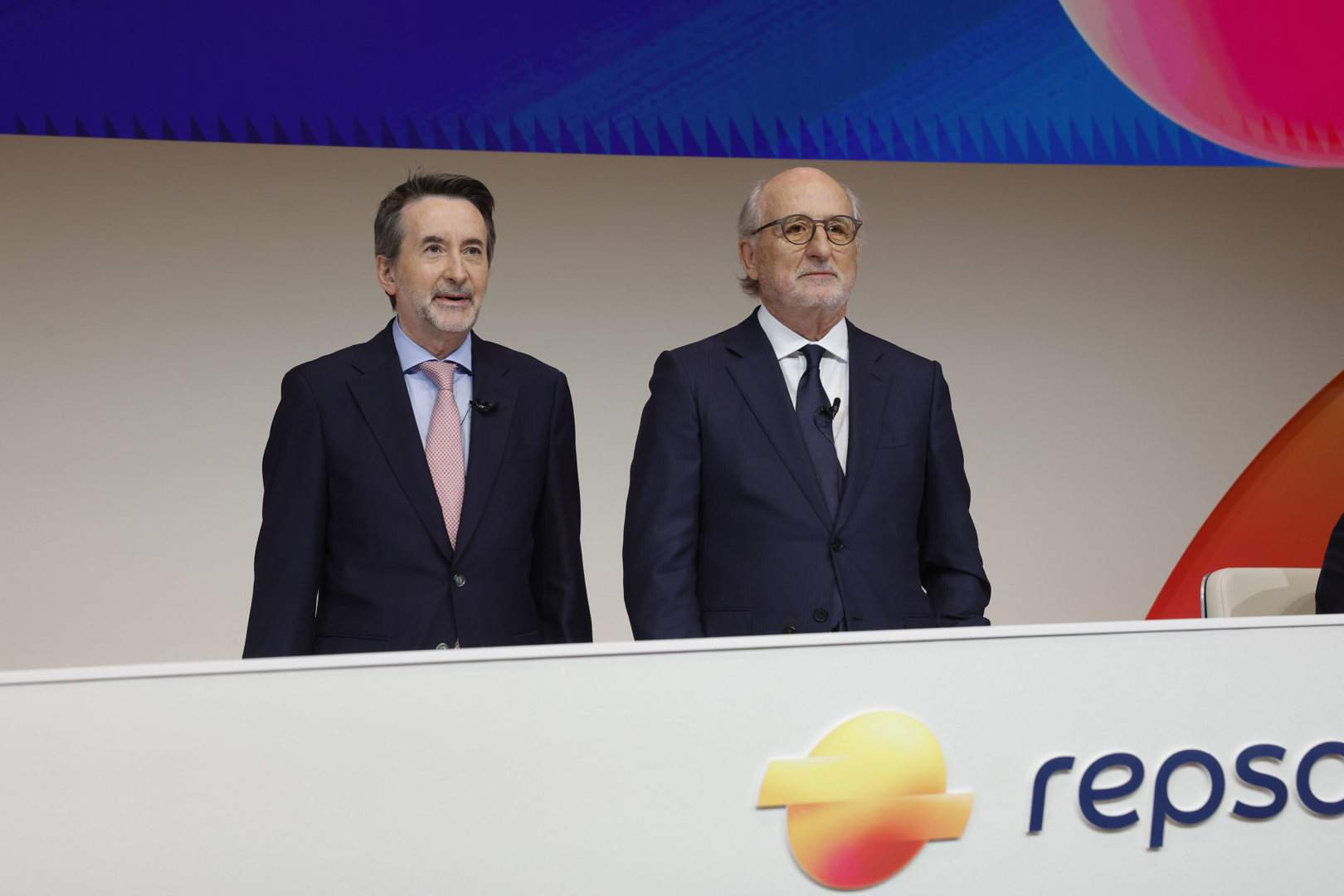 Repsol dona entrada a Masdar en una cartera renovable de 849 milions