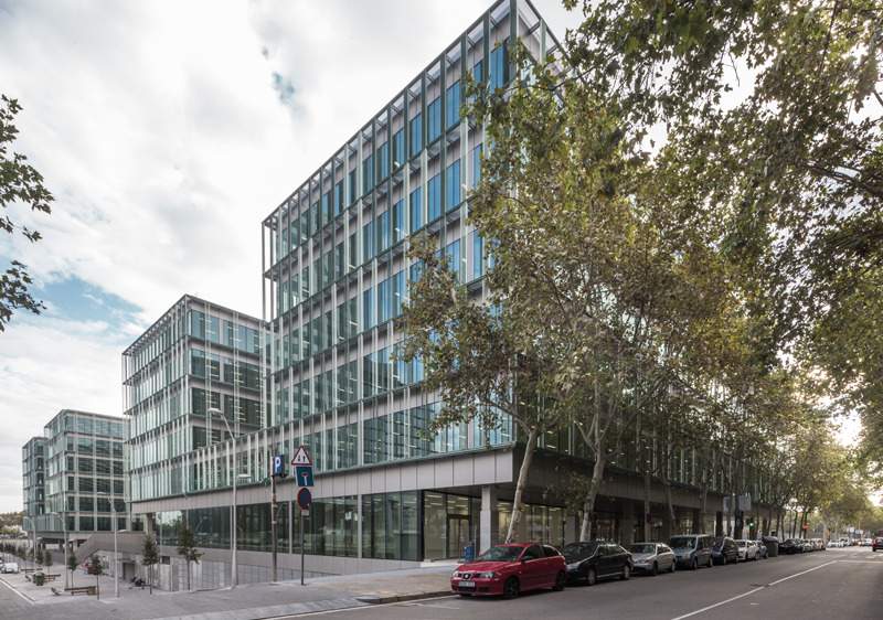 Catalunya recibe del Estado los primeros 290 millones del impuesto a la banca