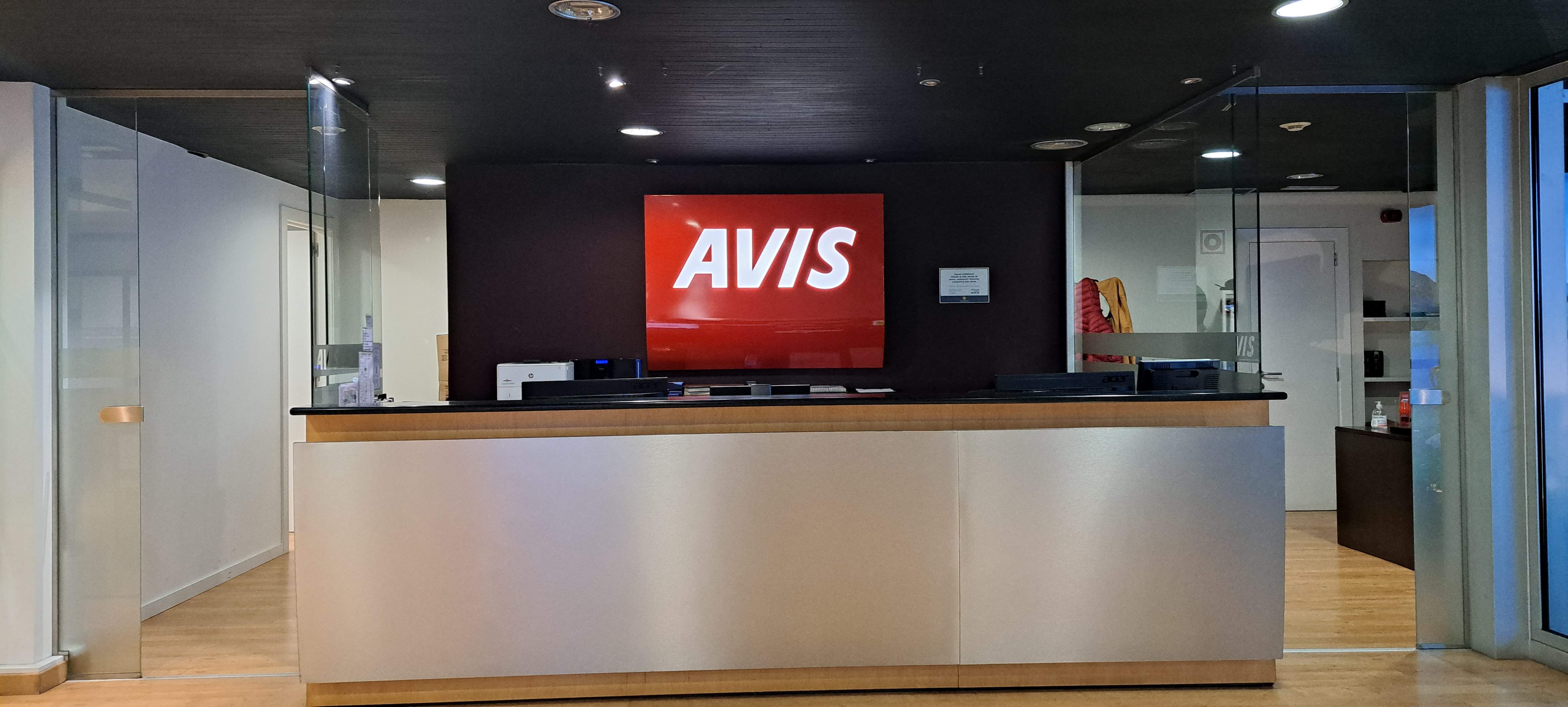 AVIS