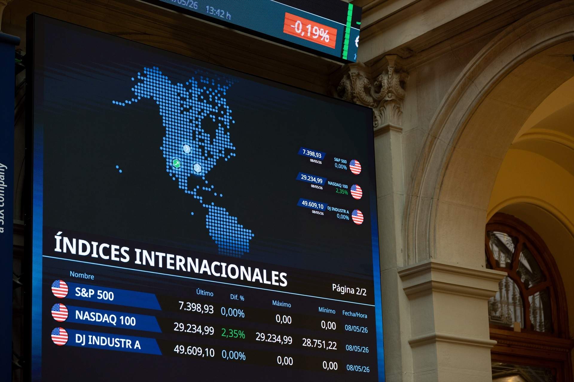 L'Ibex-35 obre en positiu buscant els 18.400 punts amb el petroli rebaixat a 97,6 dòlars