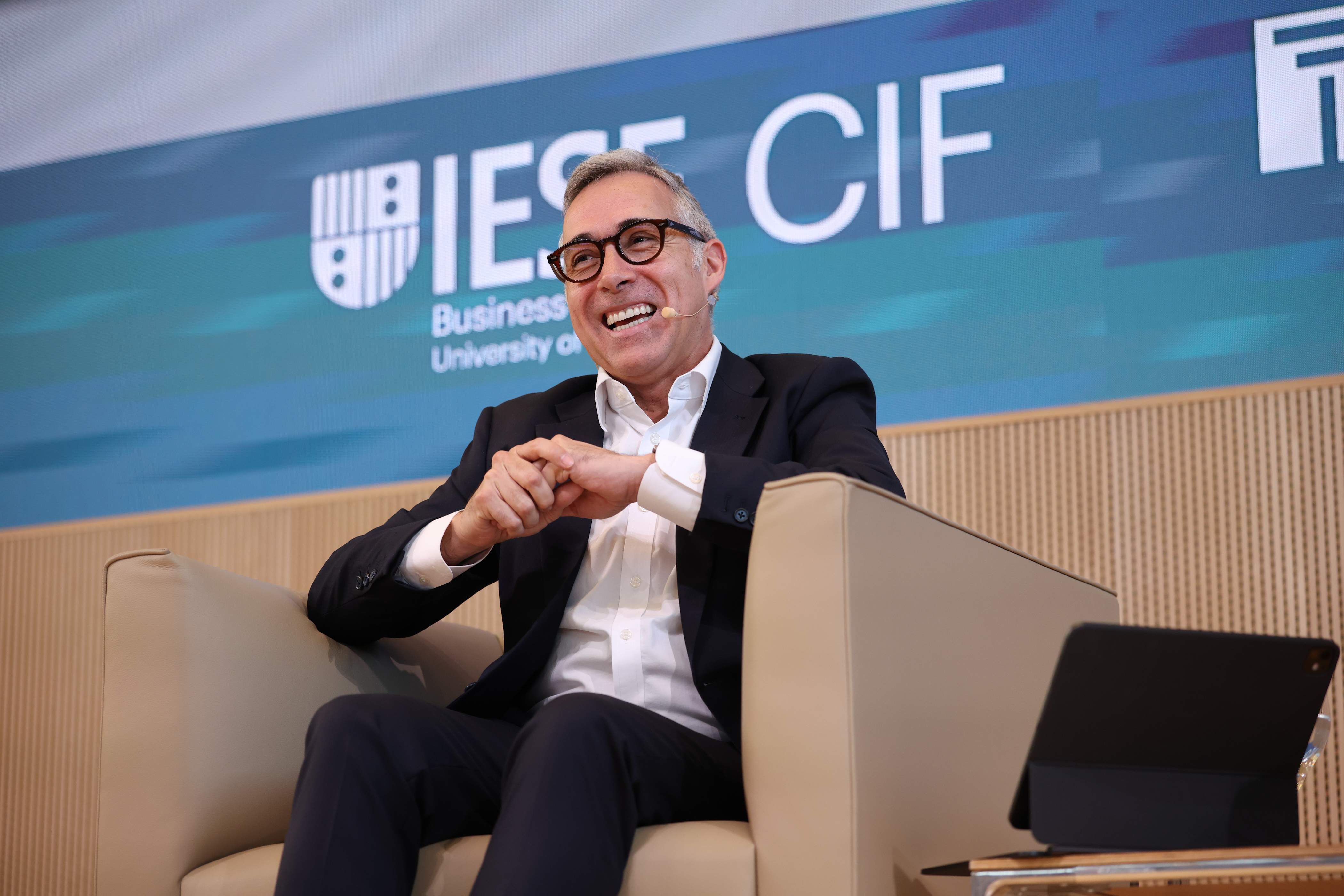ceo banco sabadell marc armengol iese