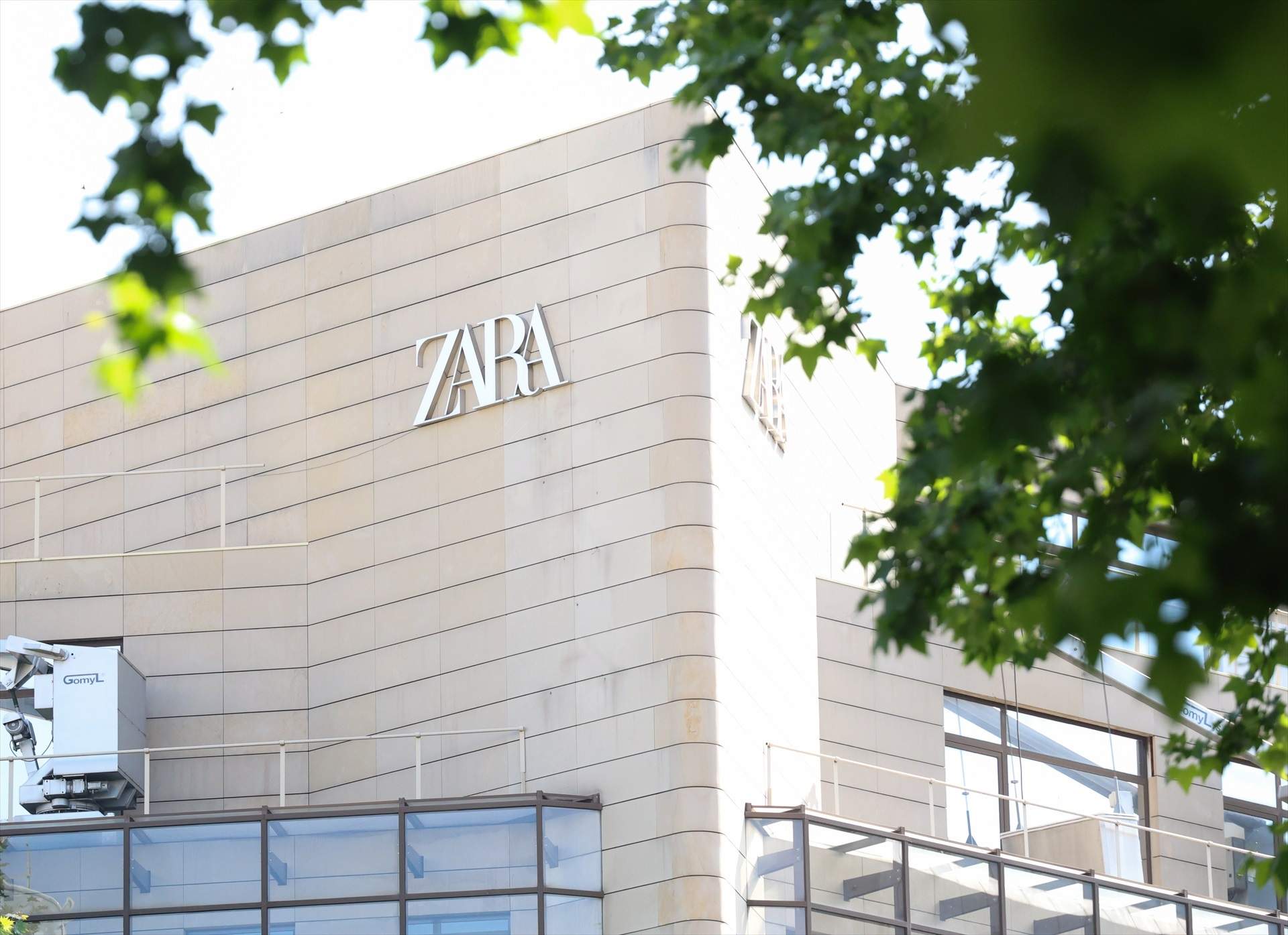 Inditex guanya 1.375 milions en el primer trimestre i nomena conseller Goirigolzarri