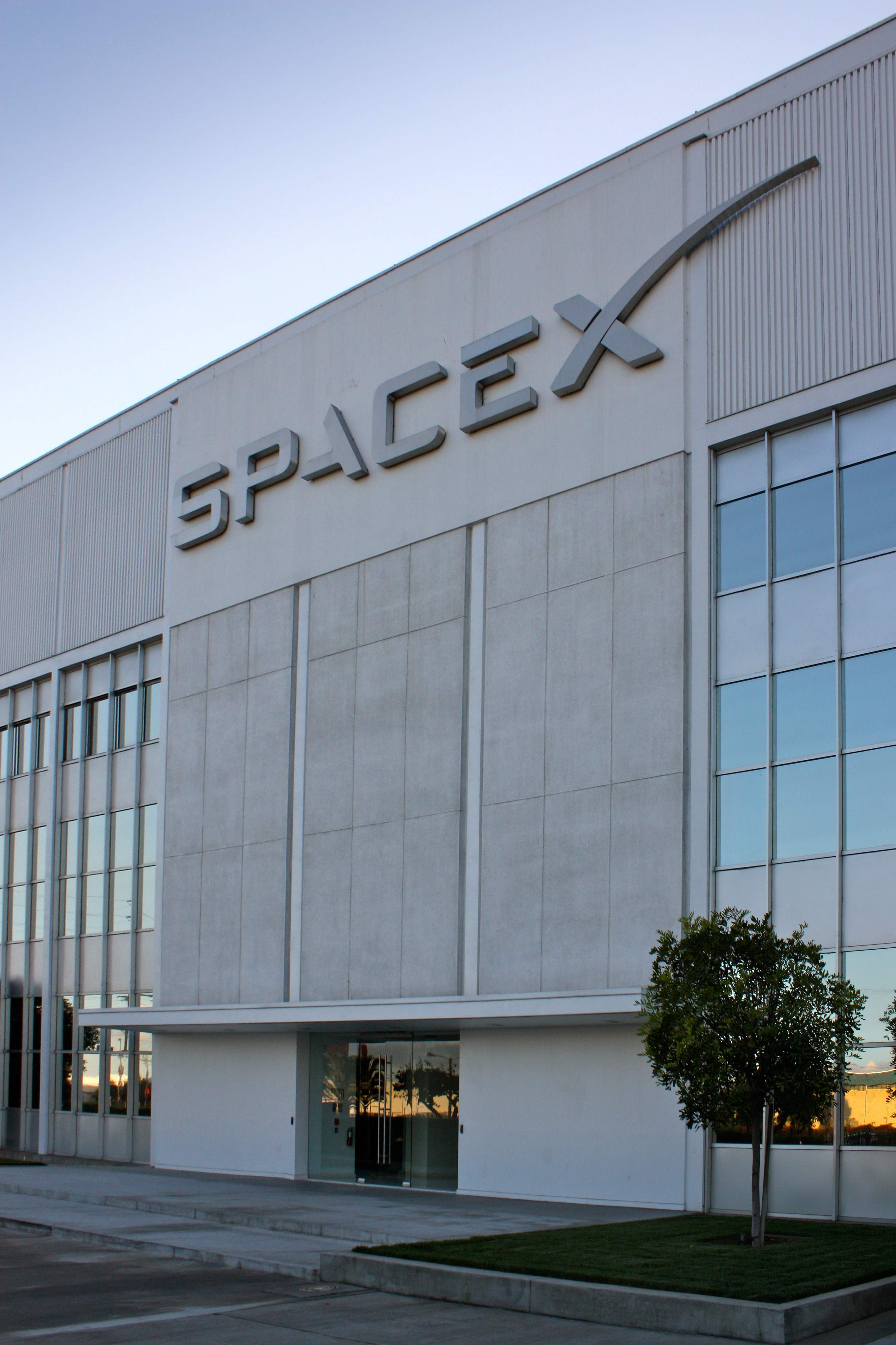 Google pagarà 920 milions mensuals a SpaceX a canvi de capacitat de computació