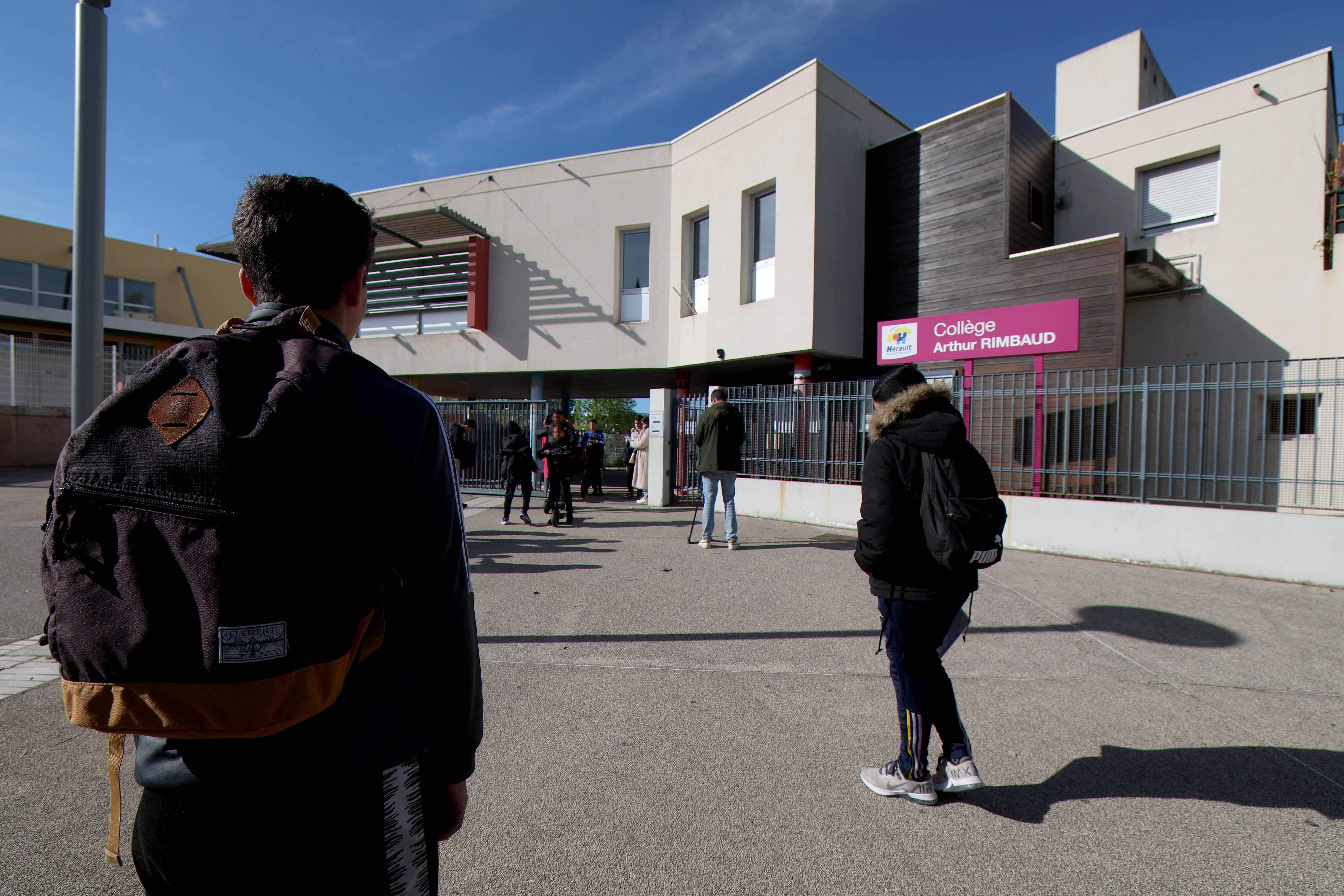 França incorpora una hora setmanal d'IA als instituts