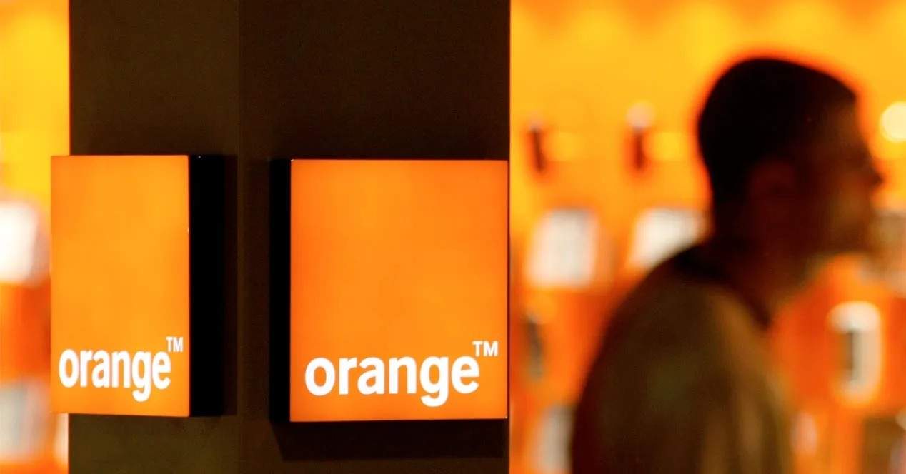EuropaPress 7503488 logo orange