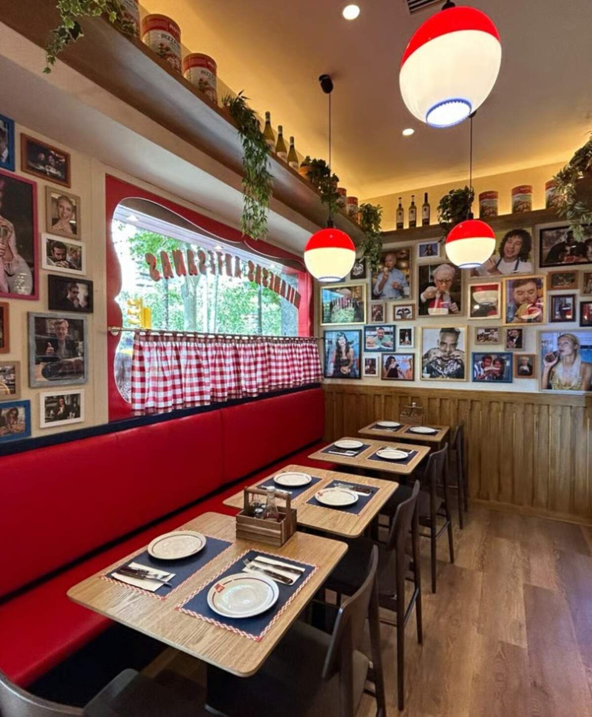 Berto's Milanesa, la cadena dels ex d'Instamaki, s'obre a la franquícia per créixer a Espanya