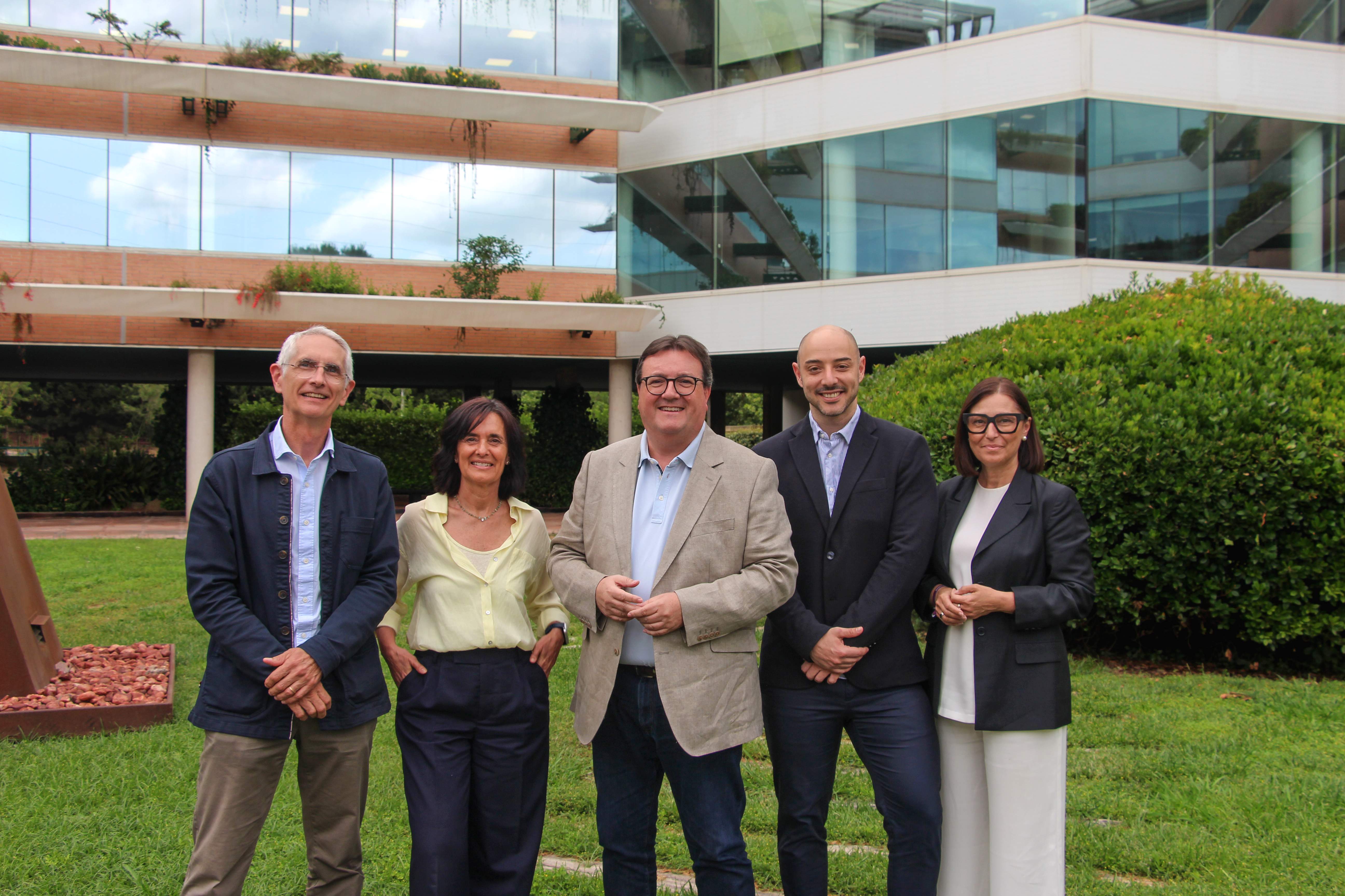 Roca Salvatella reorganitza la seva estructura directiva