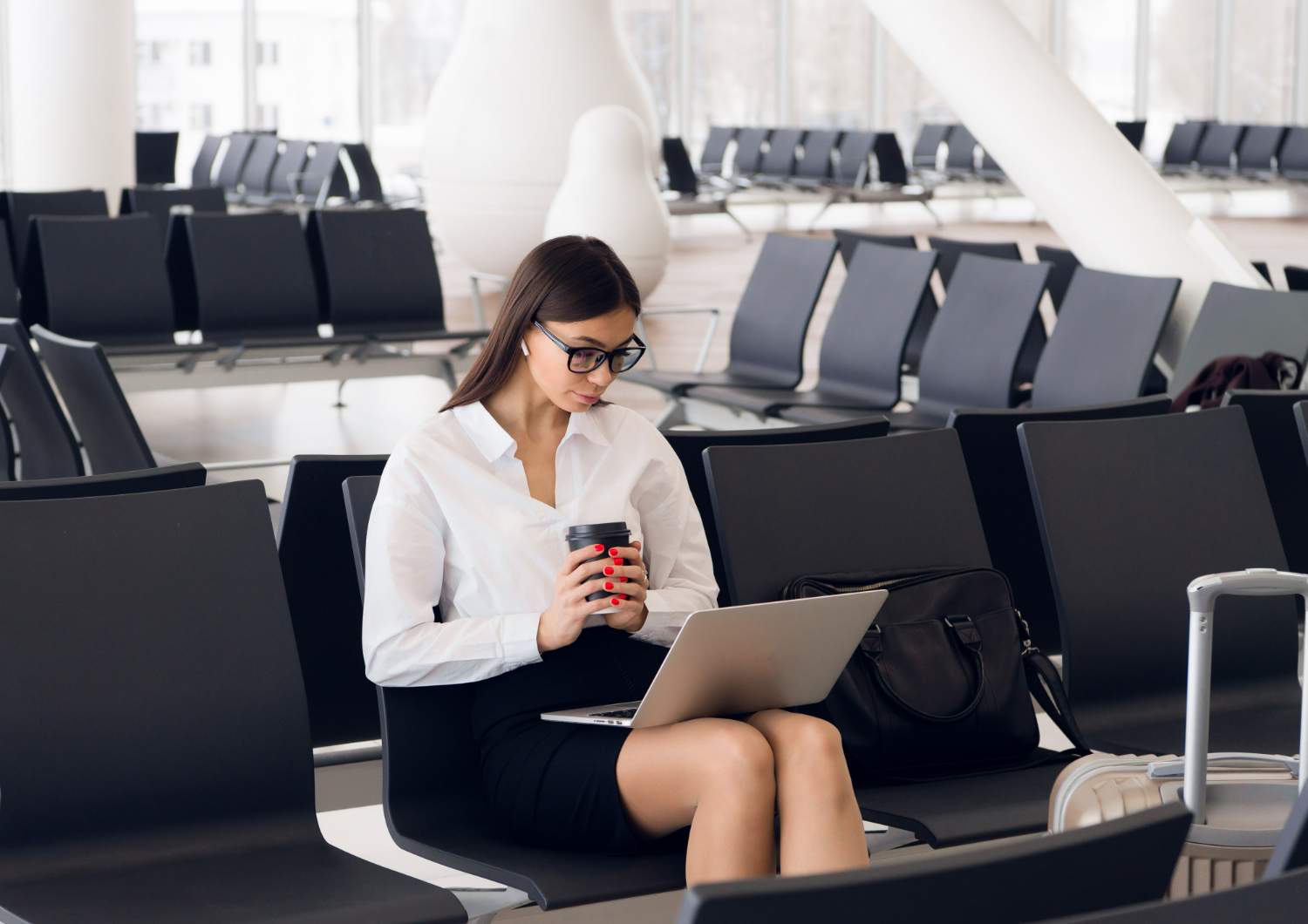Això és el que has d'evitar aquest estiu si agafes el wifi d'un aeroport o hotel