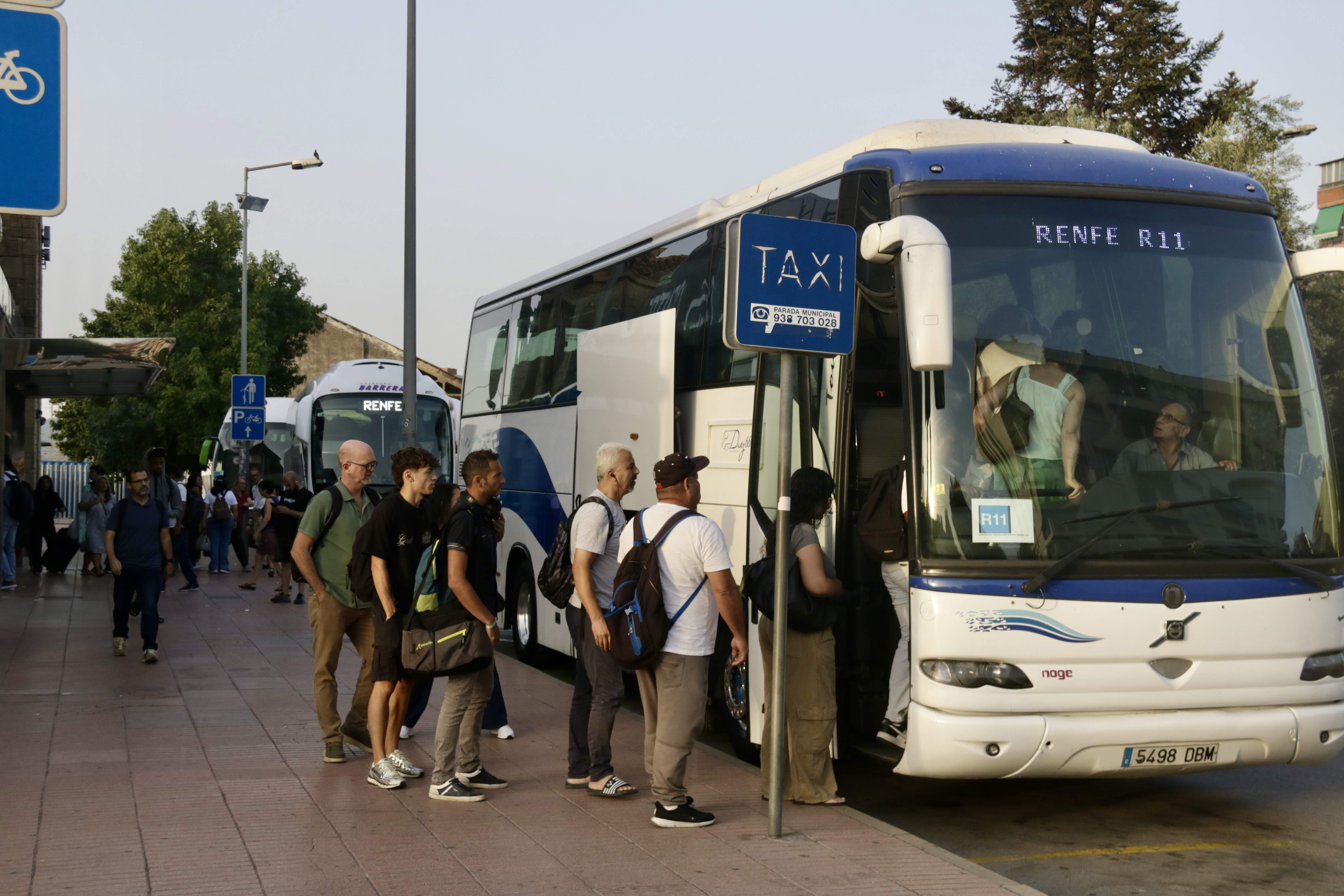 Renfe reactivarà al setembre la licitació de la seva societat d'autobusos